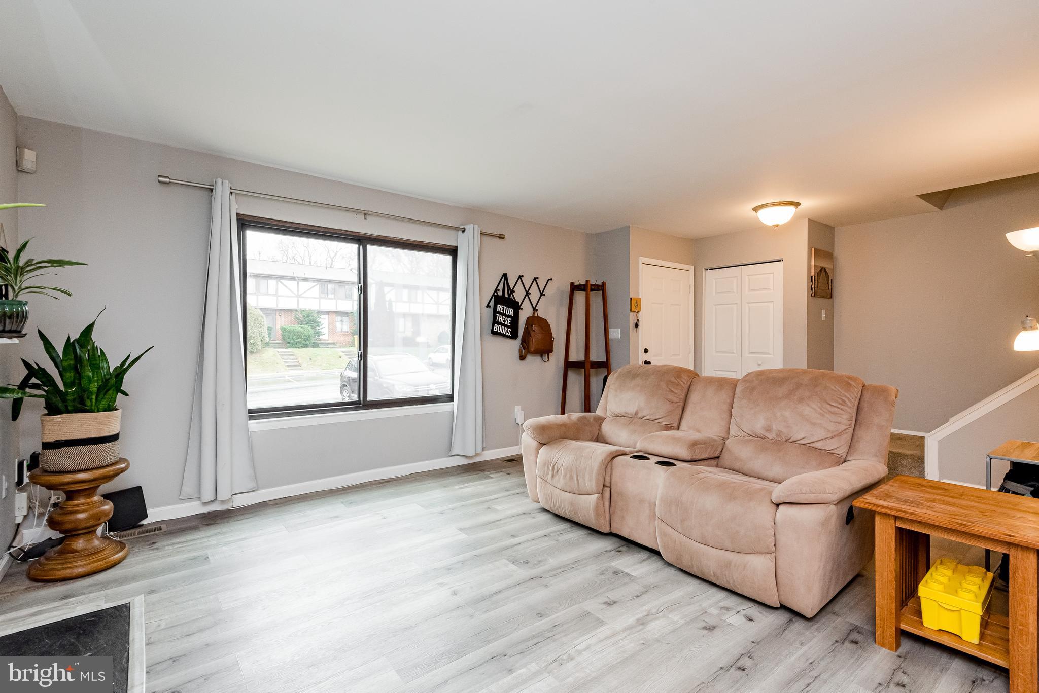 KIMBERLY WOODS VILLAGE - Residential