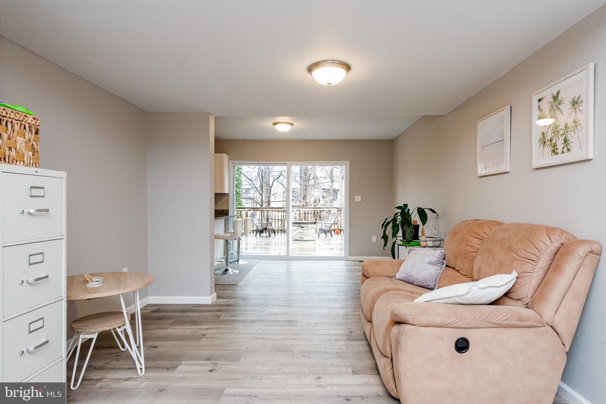 KIMBERLY WOODS VILLAGE - Residential