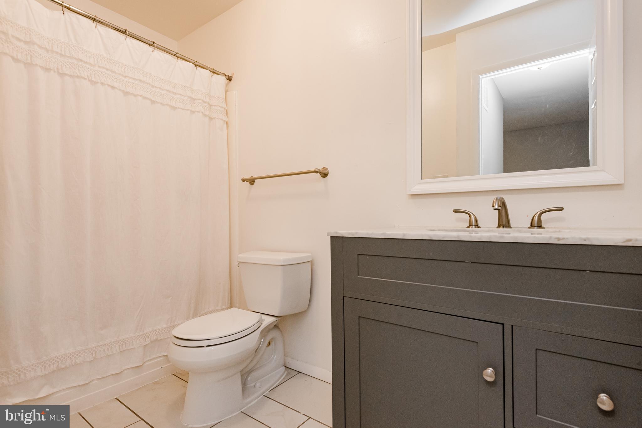 KIMBERLY WOODS VILLAGE - Residential