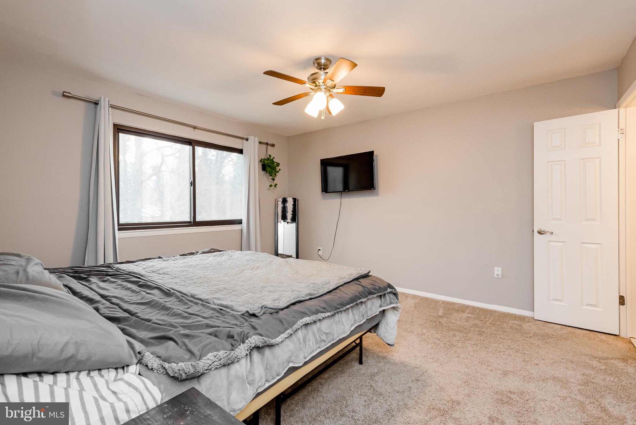 KIMBERLY WOODS VILLAGE - Residential