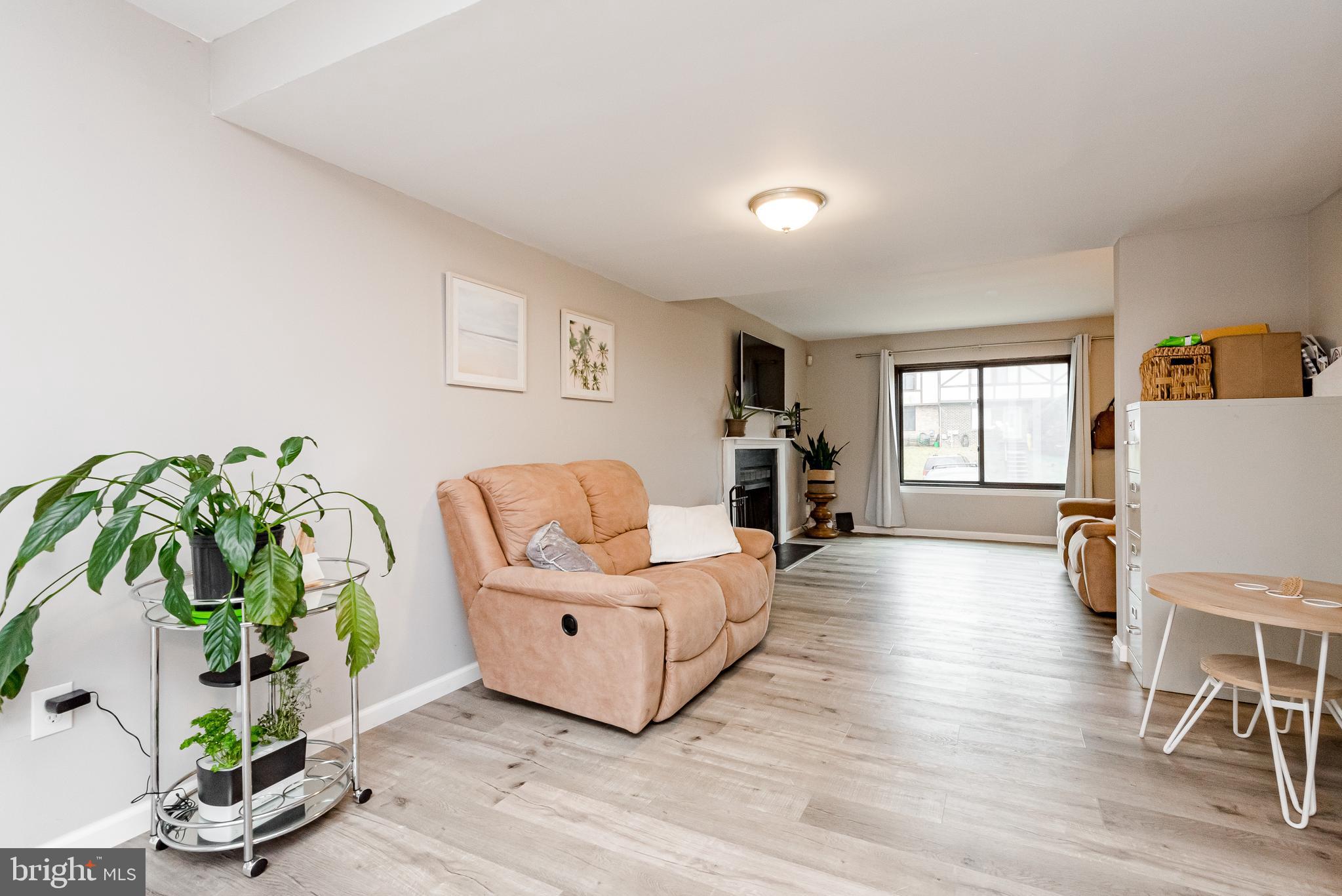 KIMBERLY WOODS VILLAGE - Residential