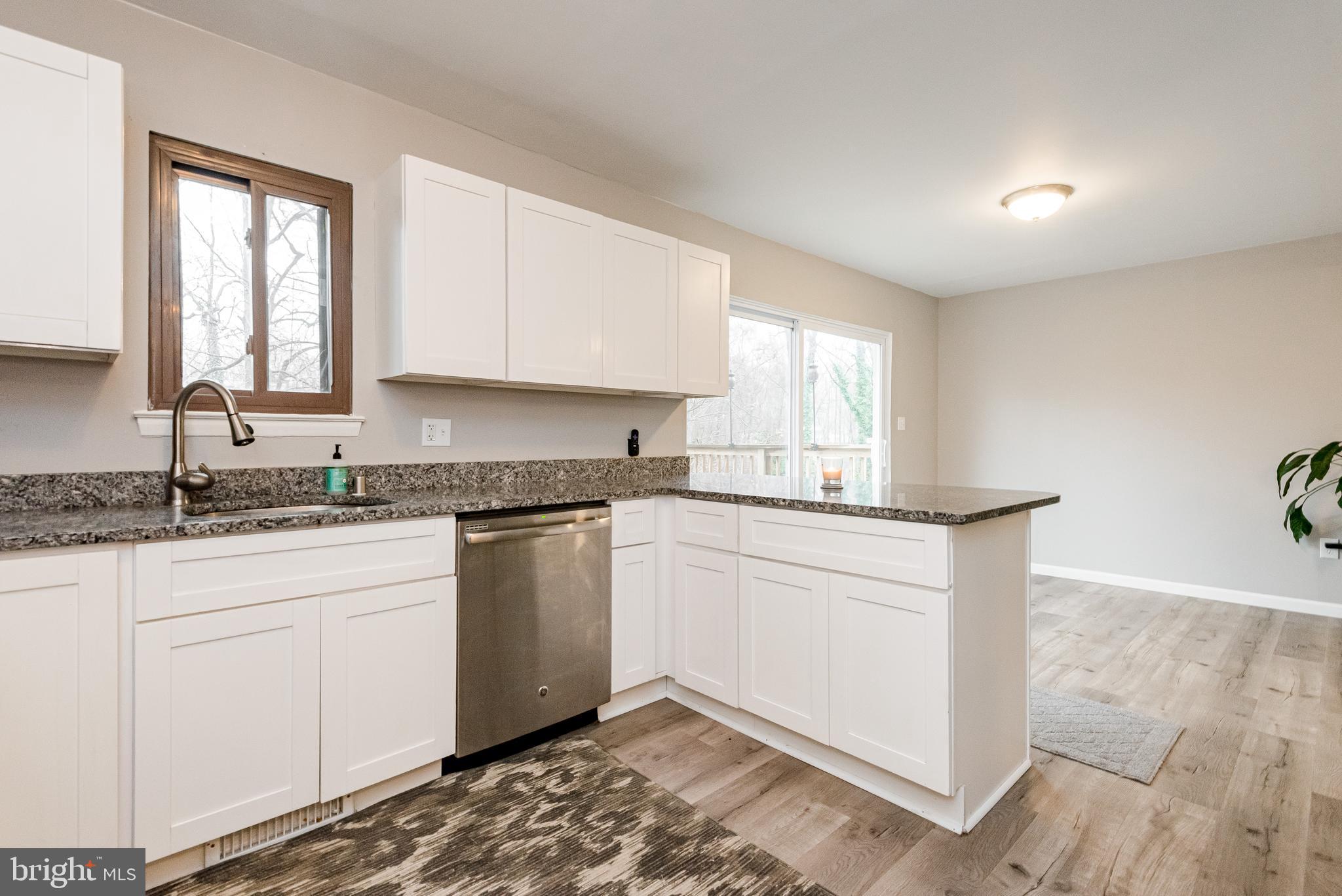 KIMBERLY WOODS VILLAGE - Residential