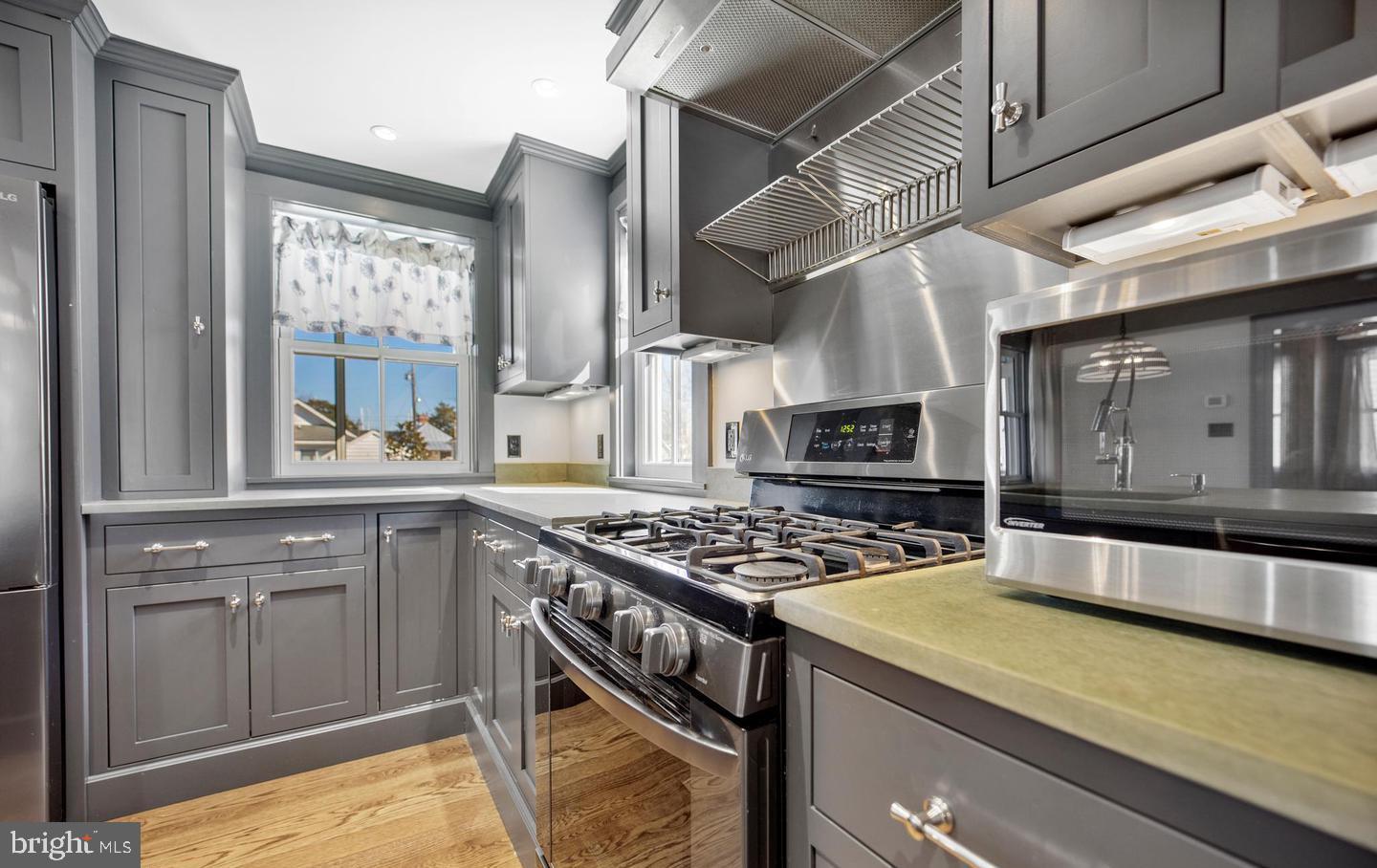 AVONDALE - Residential