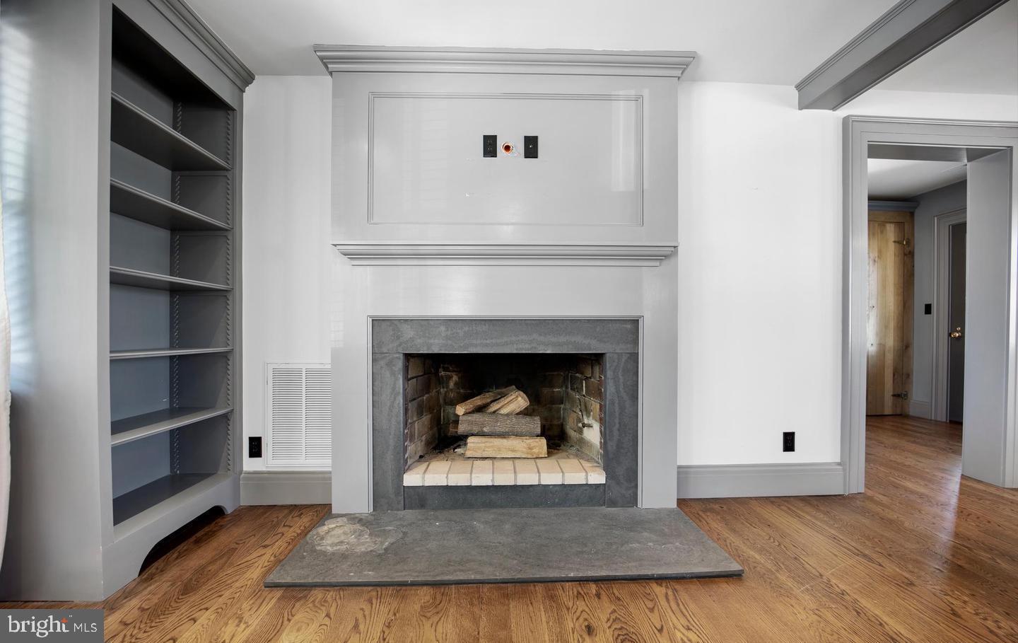 AVONDALE - Residential