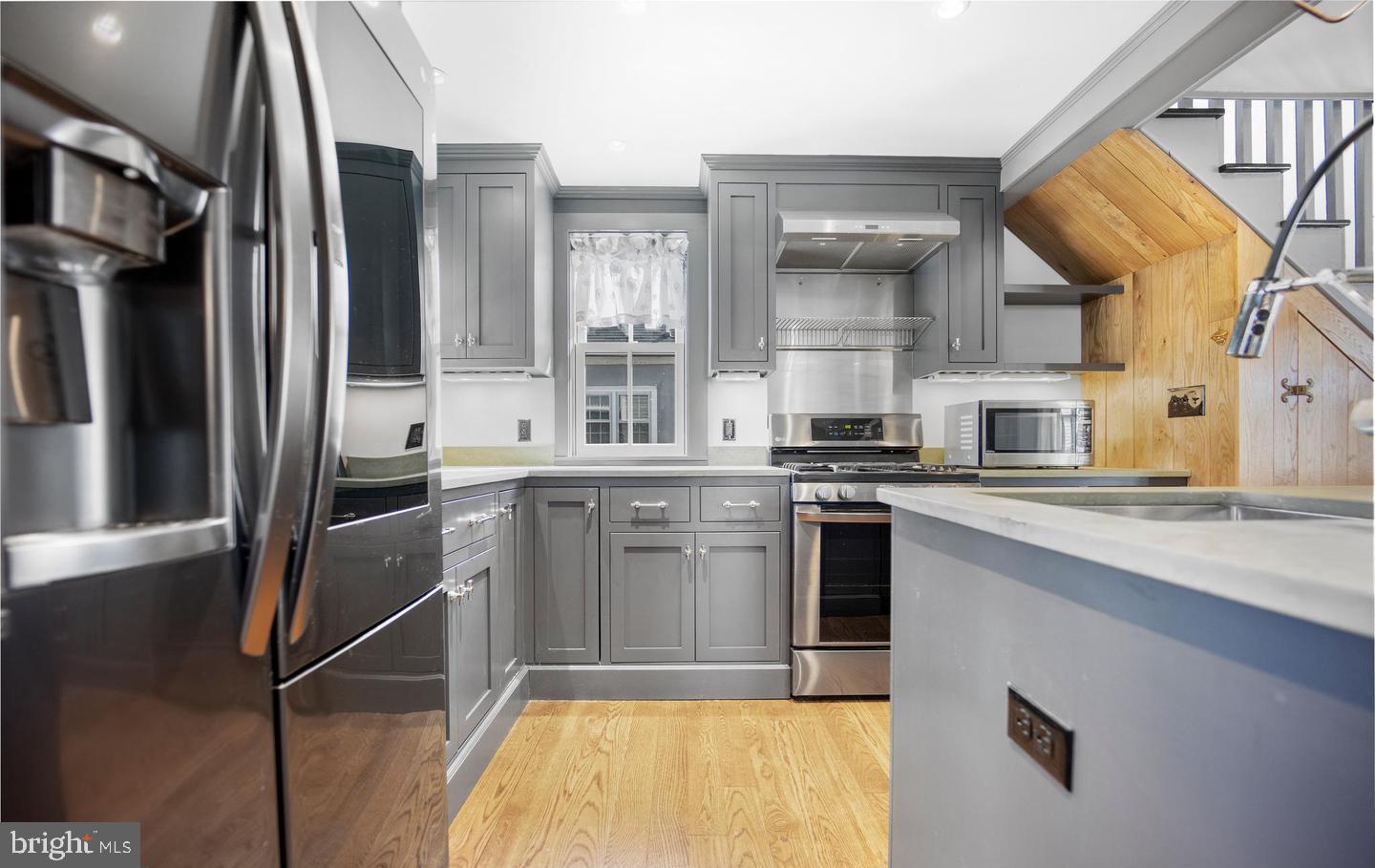 AVONDALE - Residential