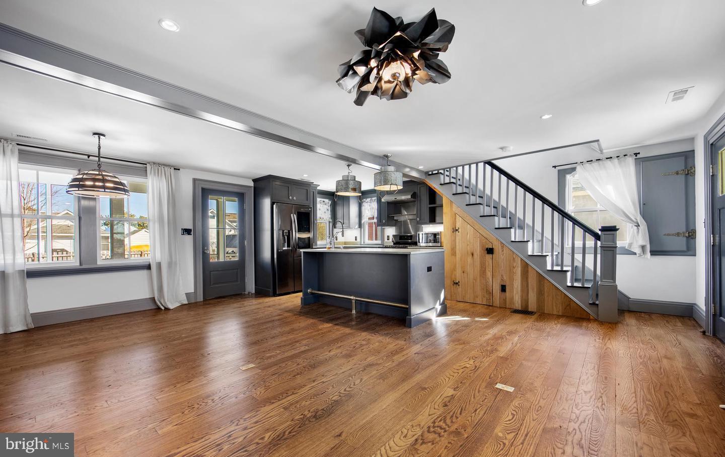 AVONDALE - Residential