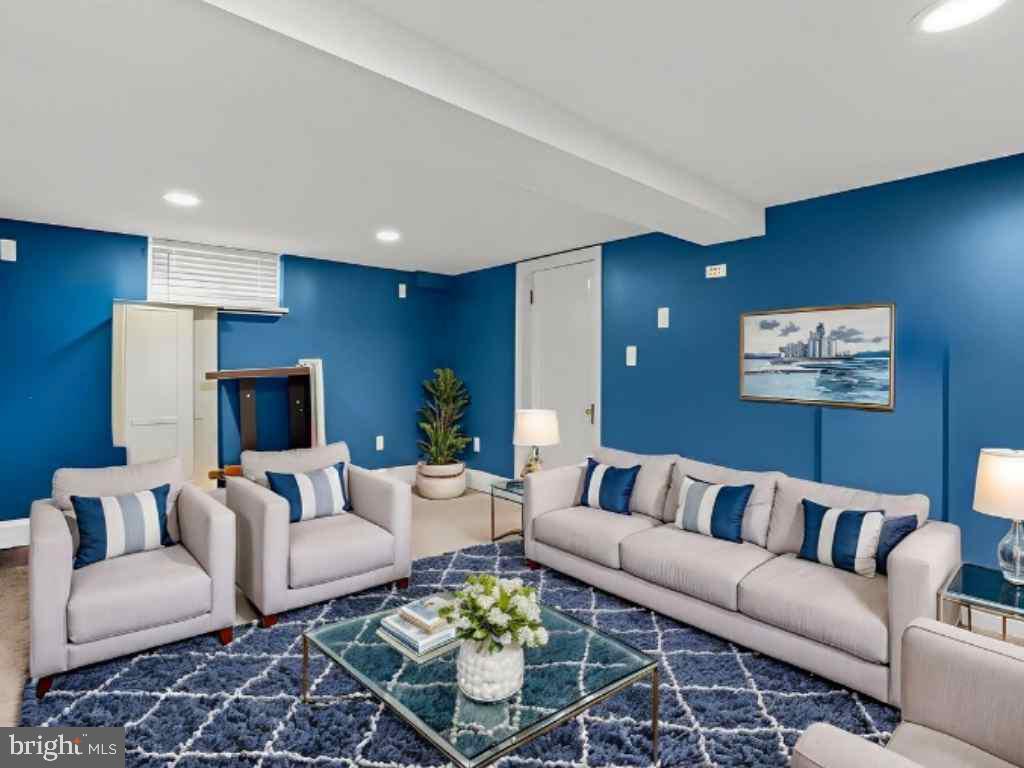 PARKVILLE - Residential