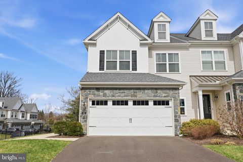 15 SPRING MILL DRIVE IVYLAND PA 18974