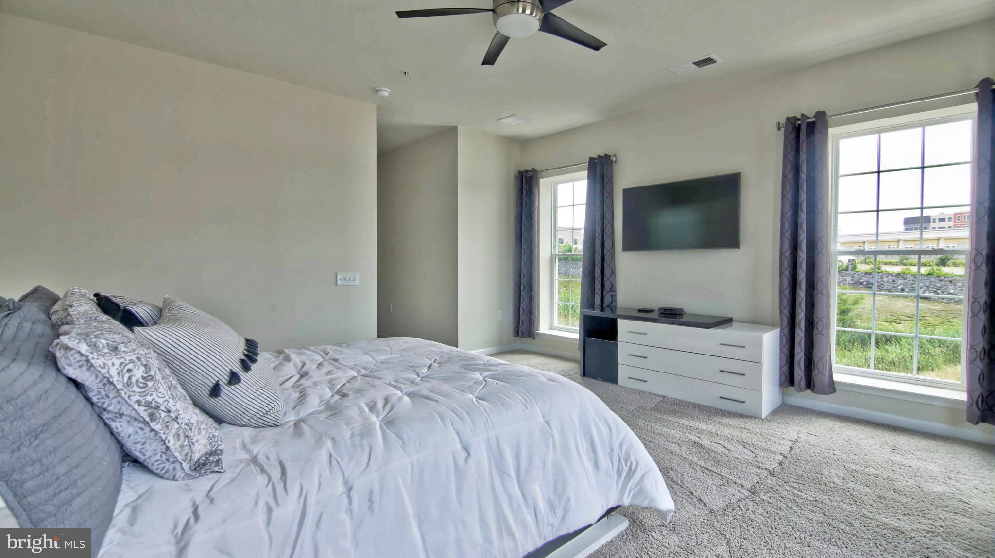 TOWNES AT GOOSE CREEK VILLAGE - Residential