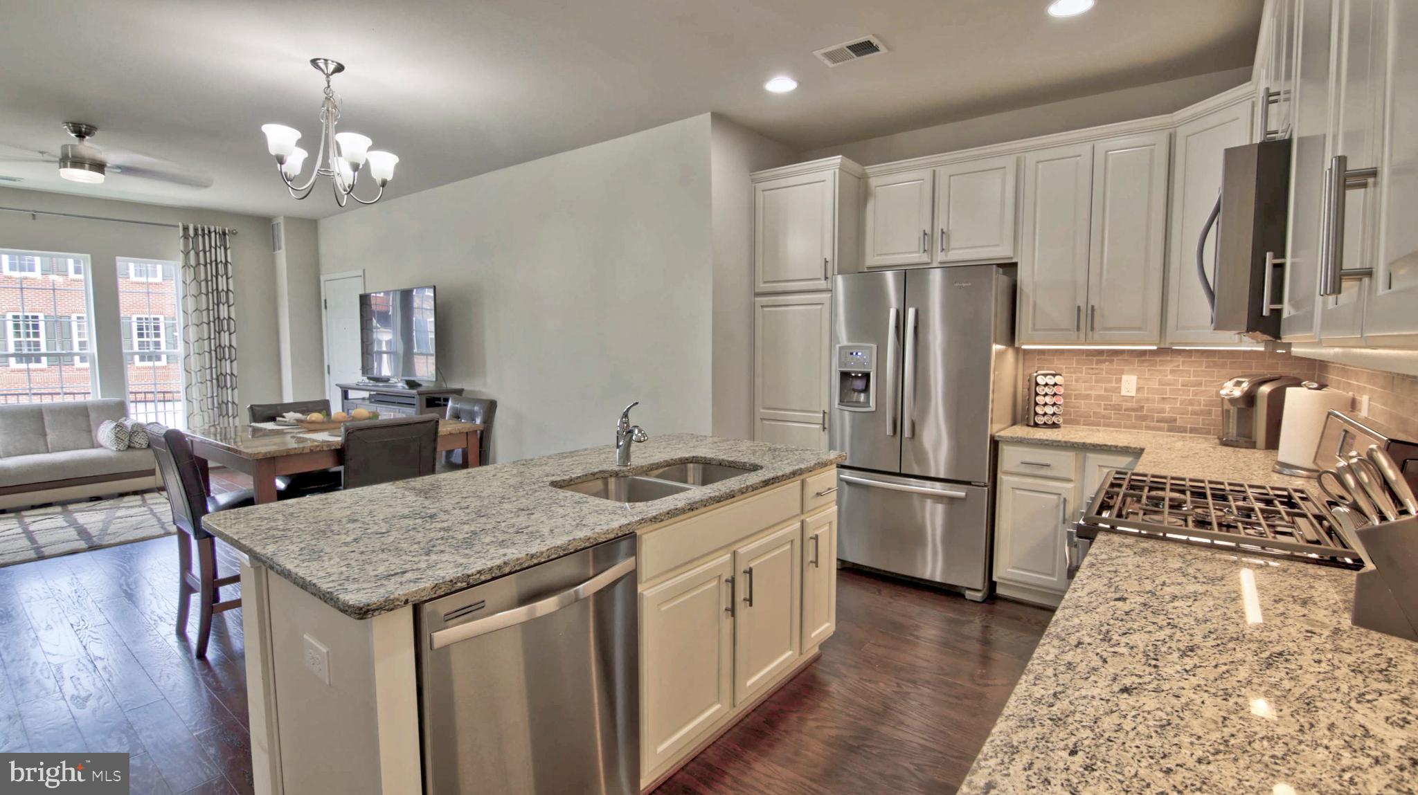 TOWNES AT GOOSE CREEK VILLAGE - Residential