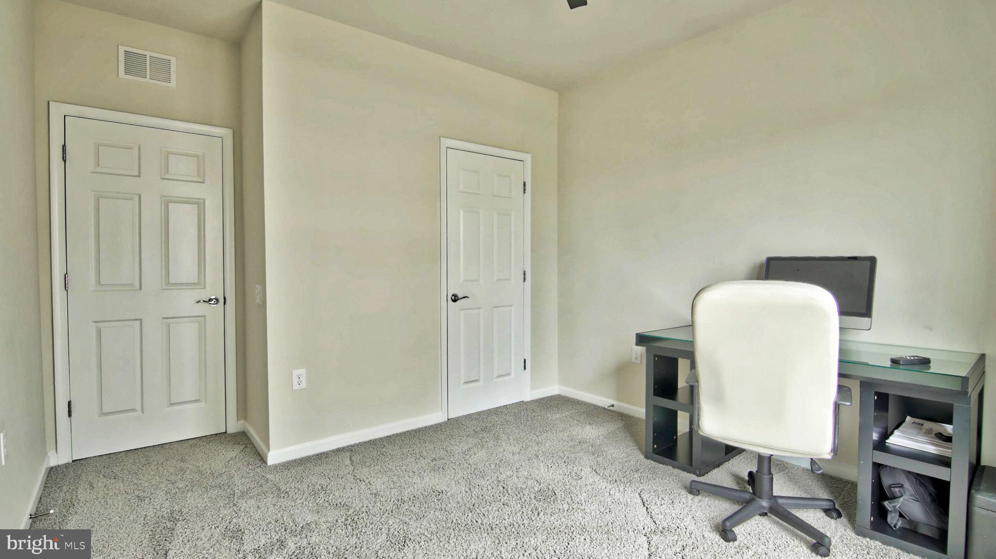 TOWNES AT GOOSE CREEK VILLAGE - Residential