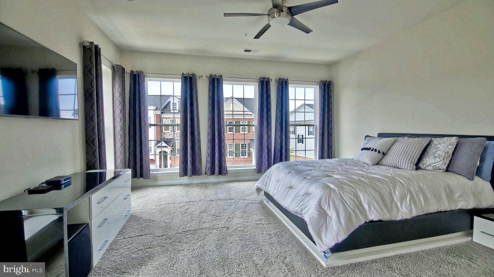 TOWNES AT GOOSE CREEK VILLAGE - Residential