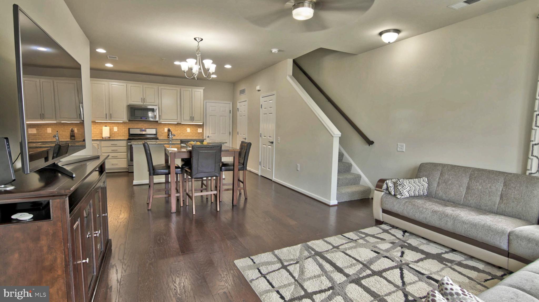 TOWNES AT GOOSE CREEK VILLAGE - Residential