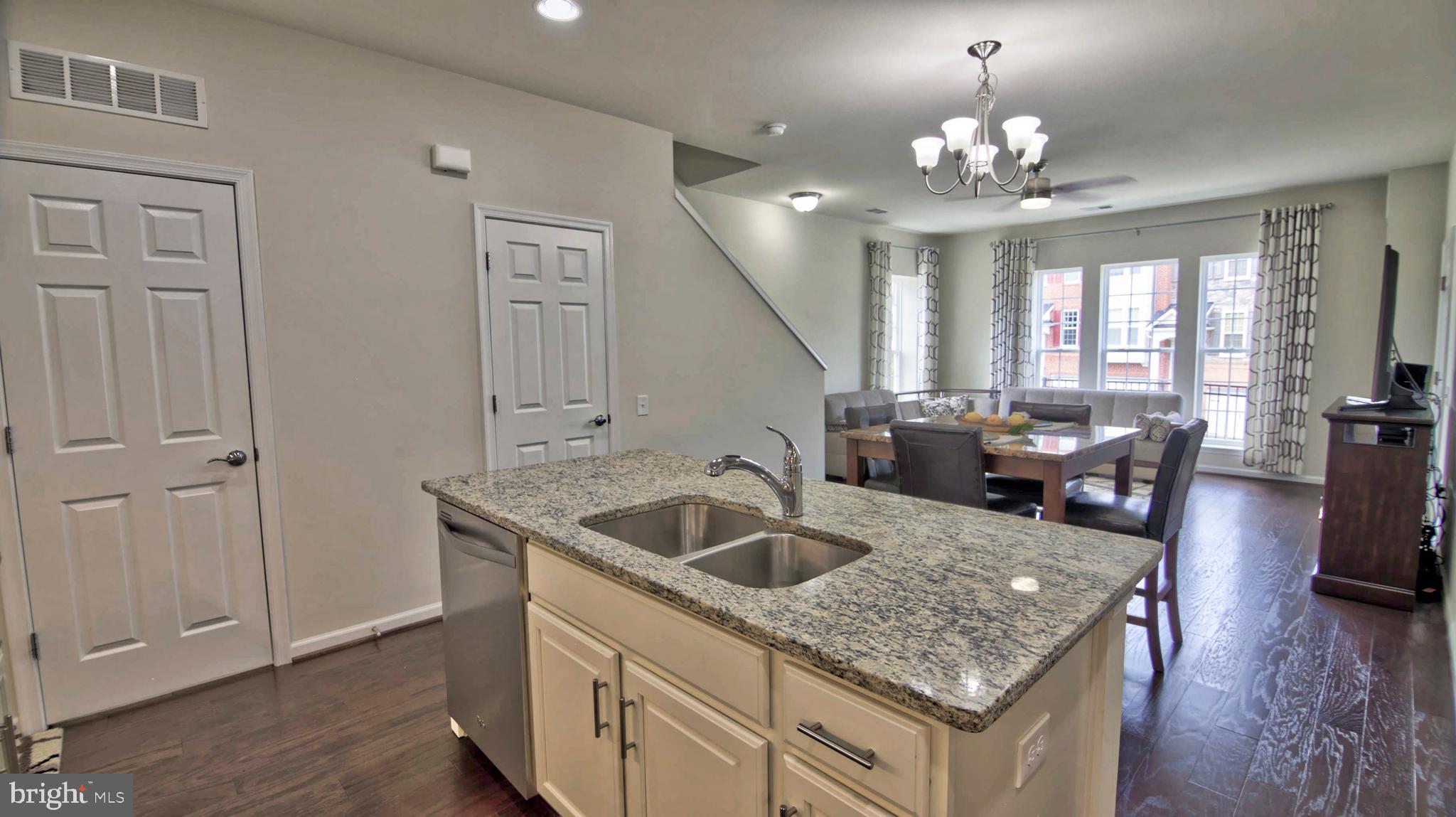 TOWNES AT GOOSE CREEK VILLAGE - Residential