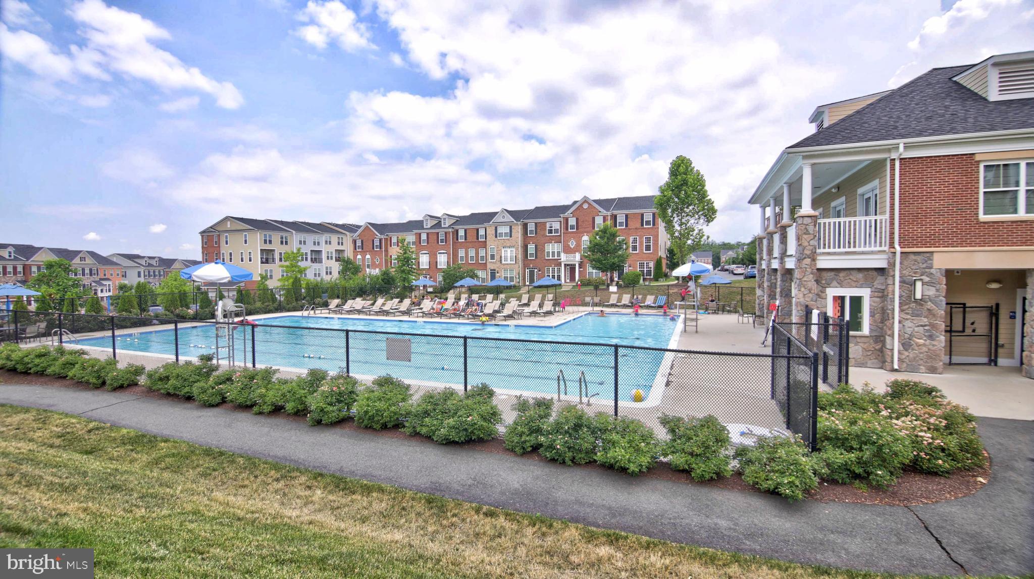 TOWNES AT GOOSE CREEK VILLAGE - Residential