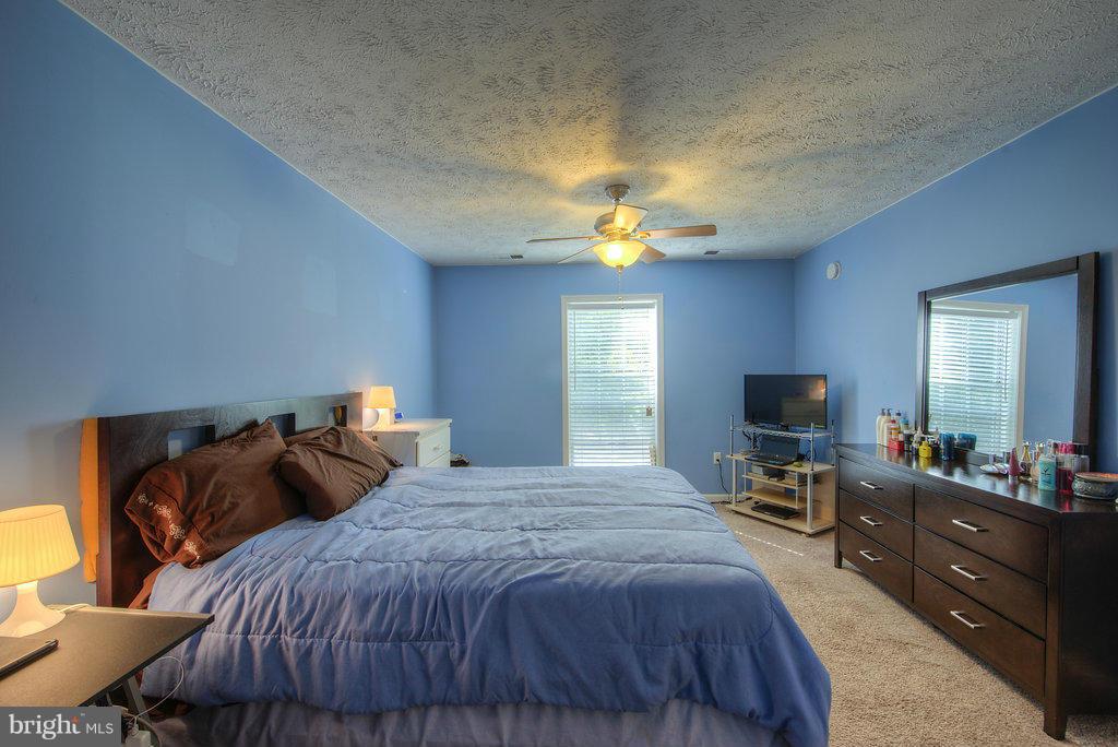 VININGS CONDO - Residential