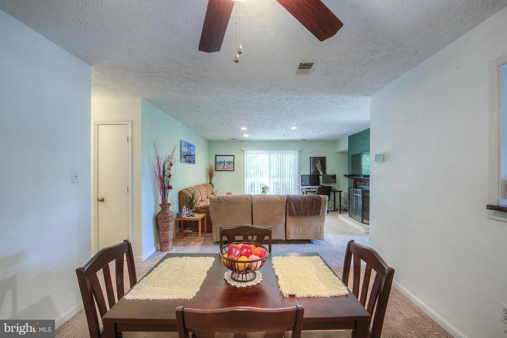 VININGS CONDO - Residential