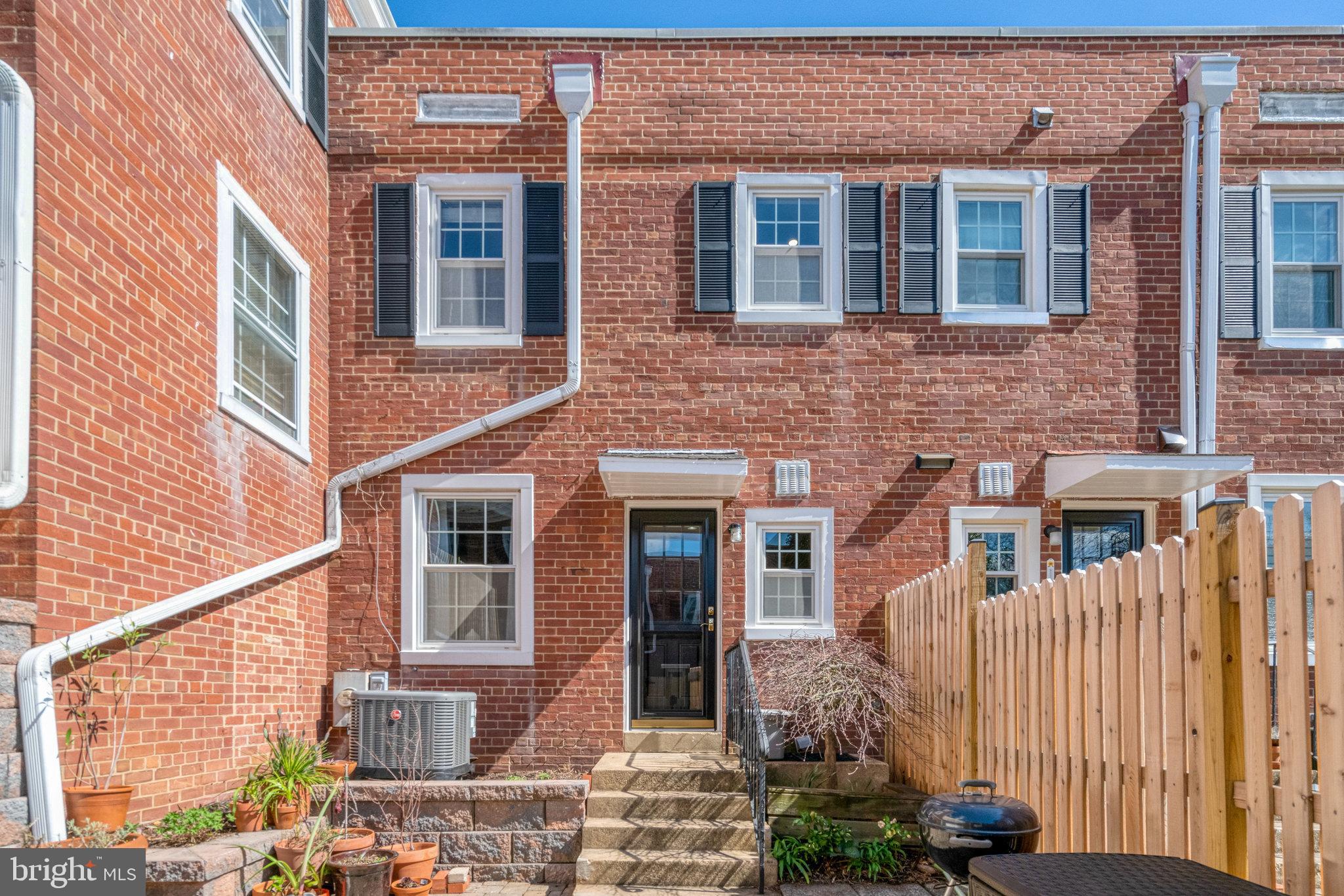 FAIRLINGTON VILLAGES - Residential