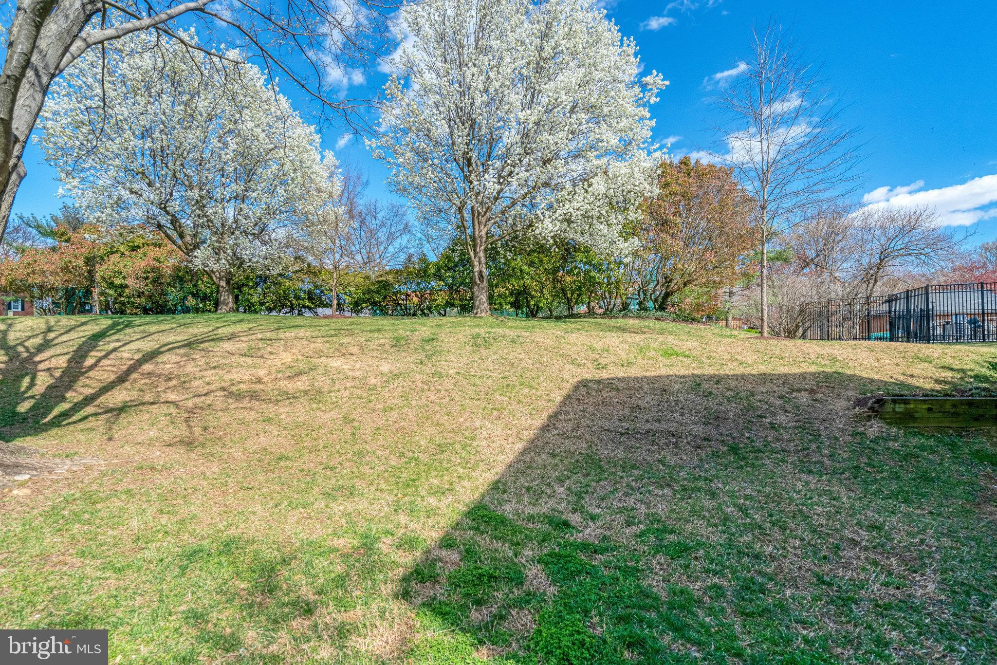 FAIRLINGTON VILLAGES - Residential