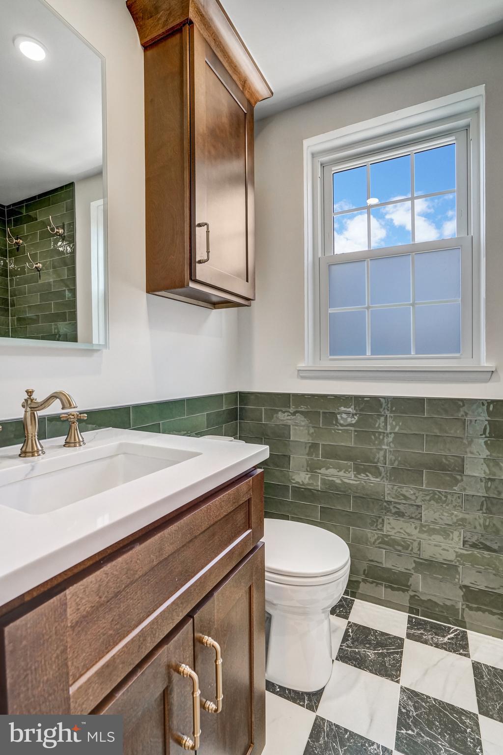 FAIRLINGTON VILLAGES - Residential