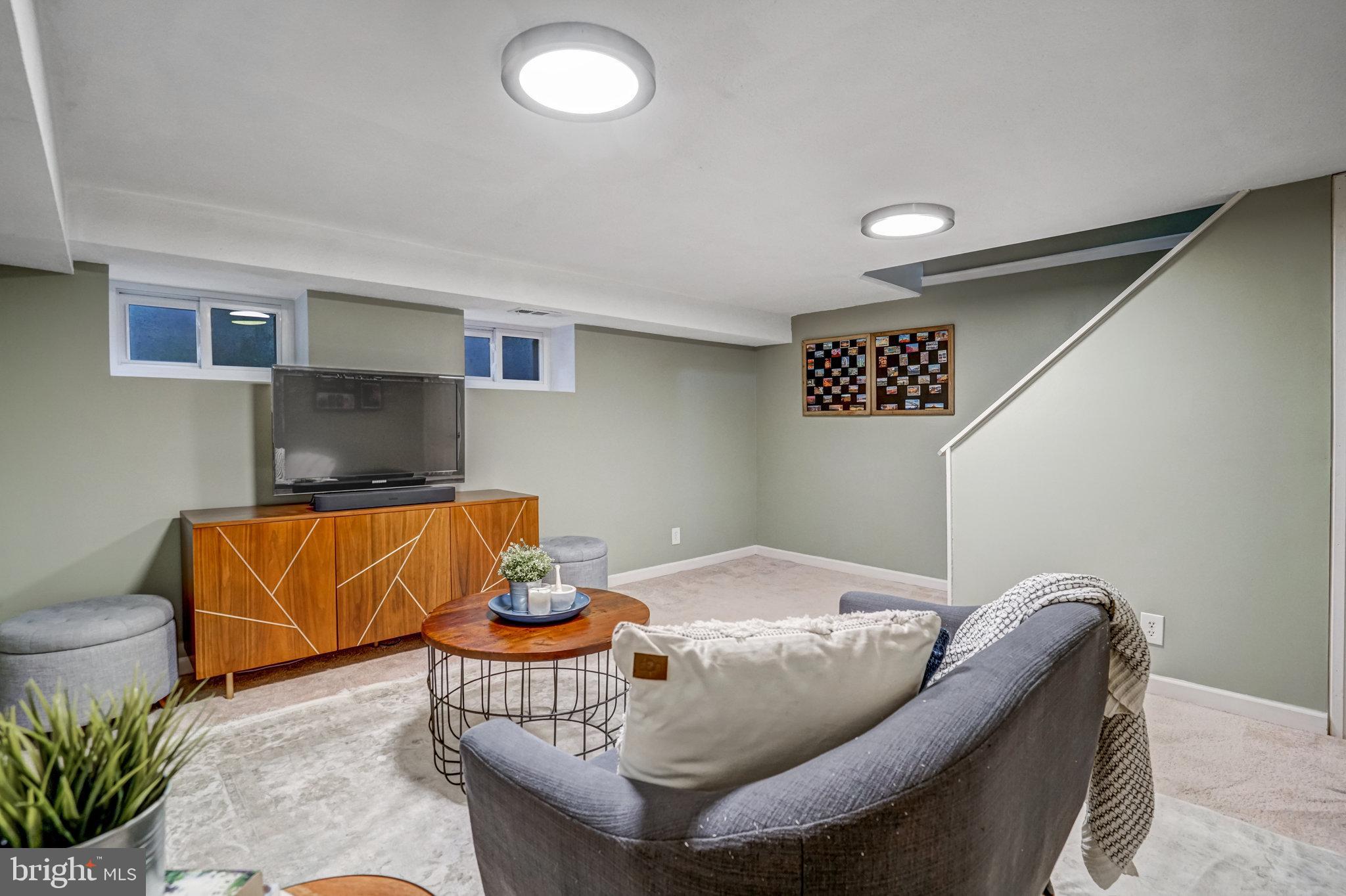 FAIRLINGTON VILLAGES - Residential