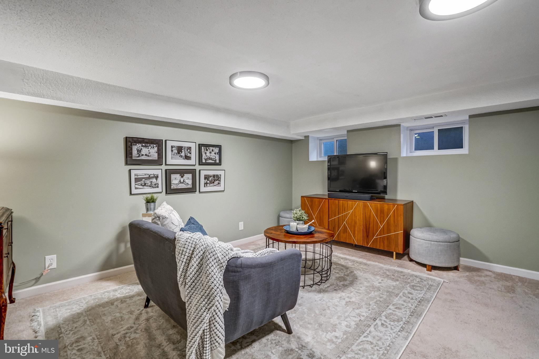 FAIRLINGTON VILLAGES - Residential