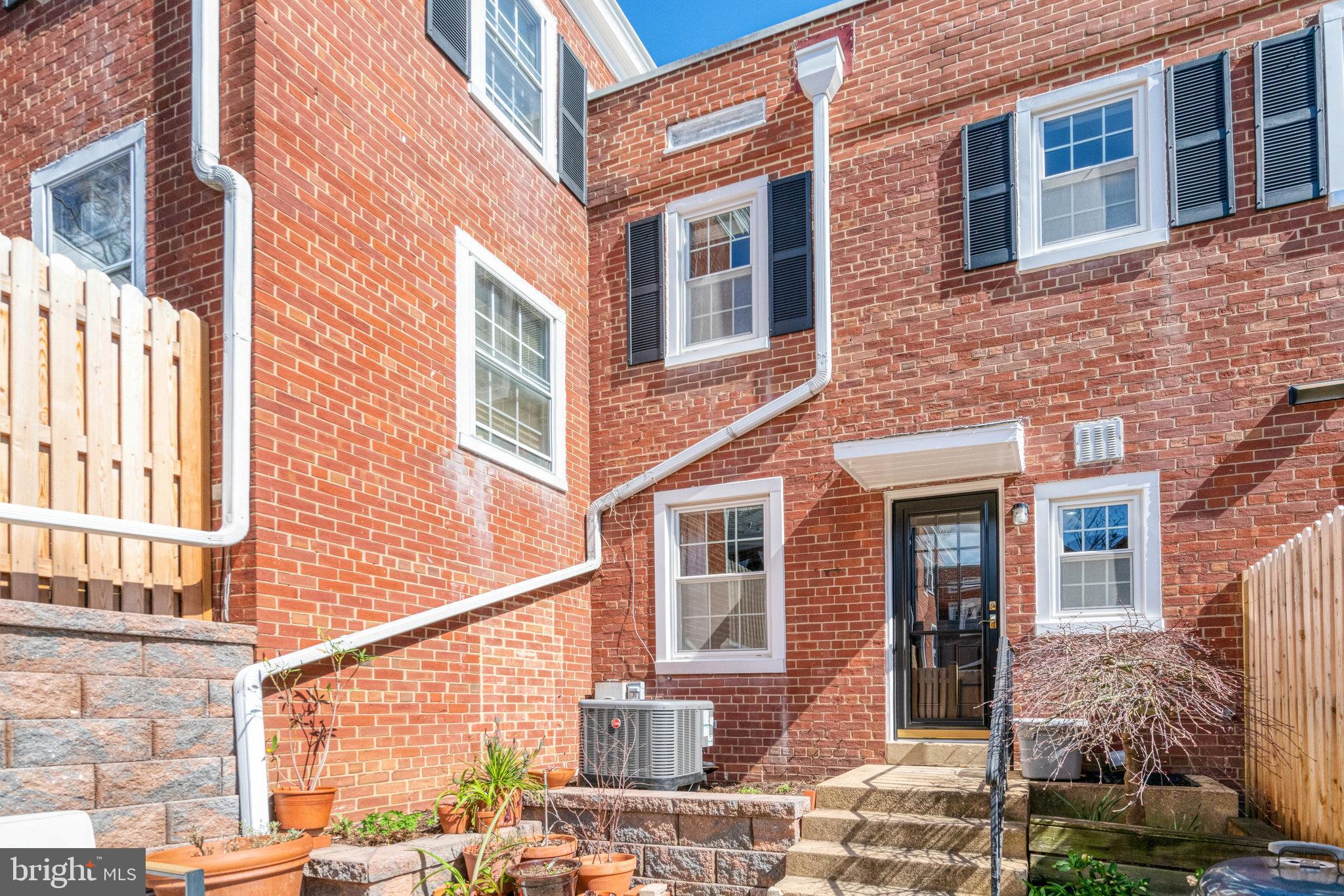 FAIRLINGTON VILLAGES - Residential