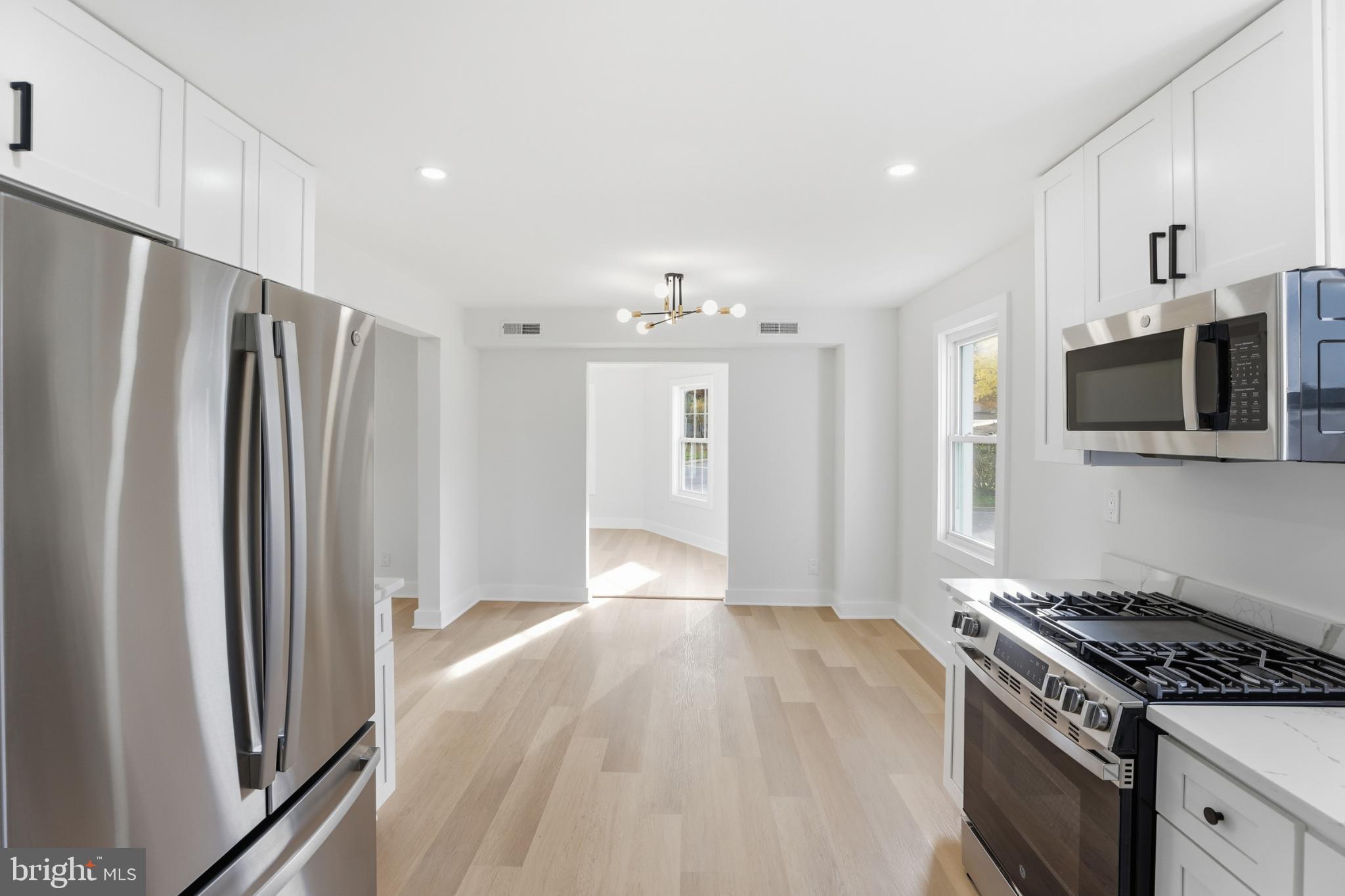 LANDOVER HILLS - Residential