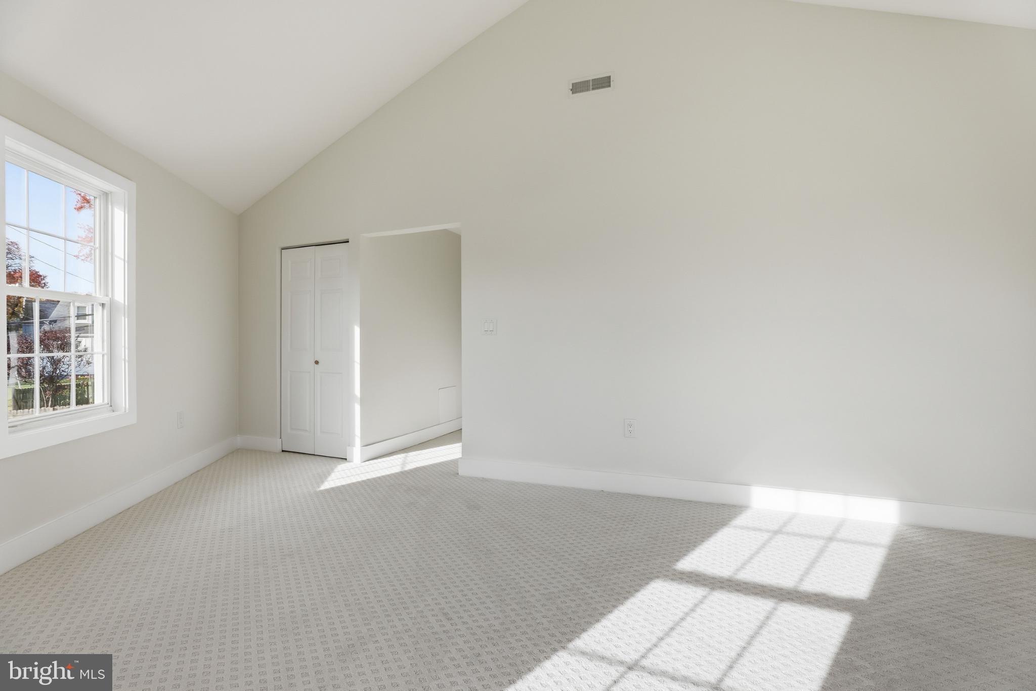 LANDOVER HILLS - Residential