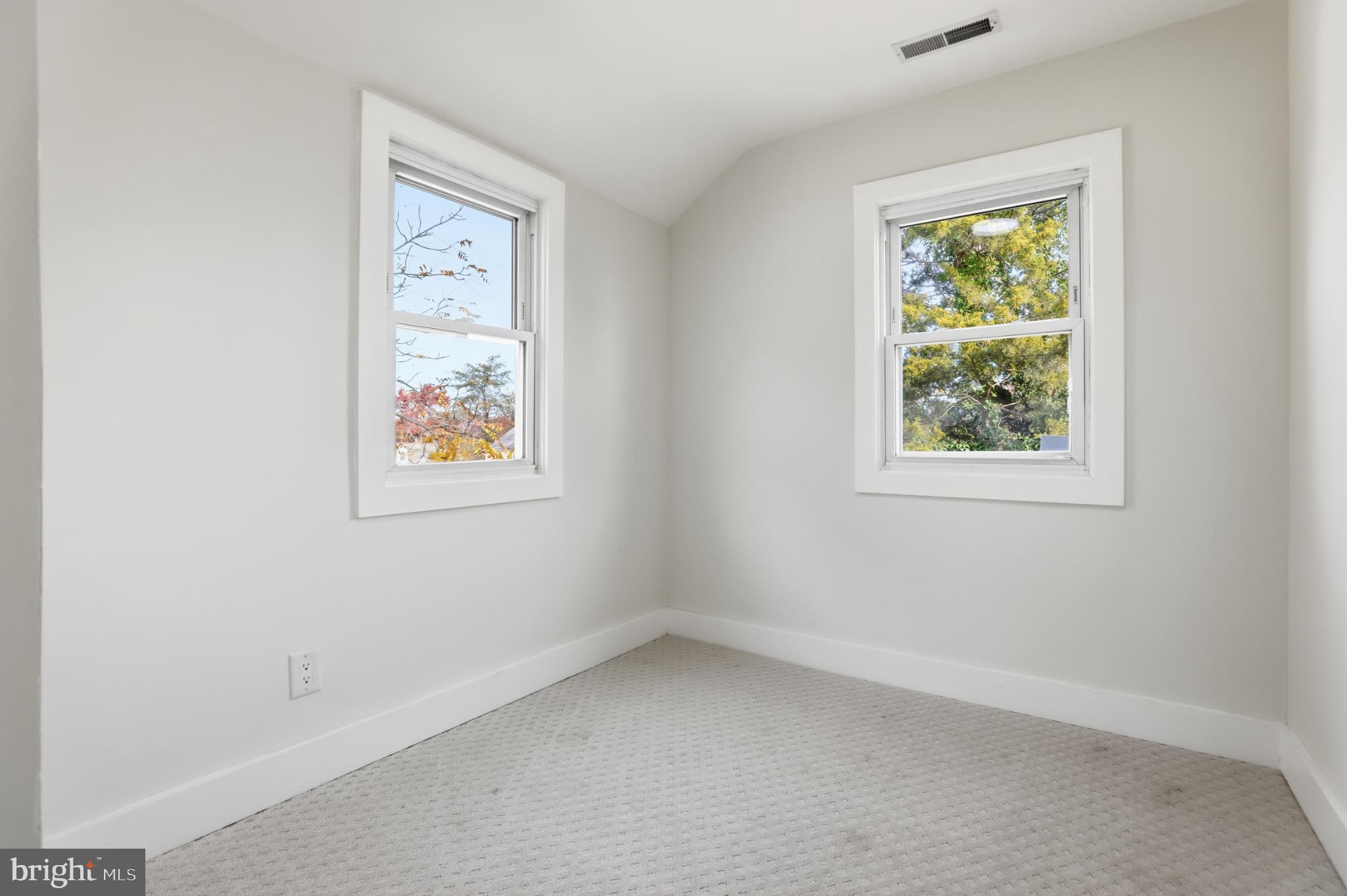 LANDOVER HILLS - Residential