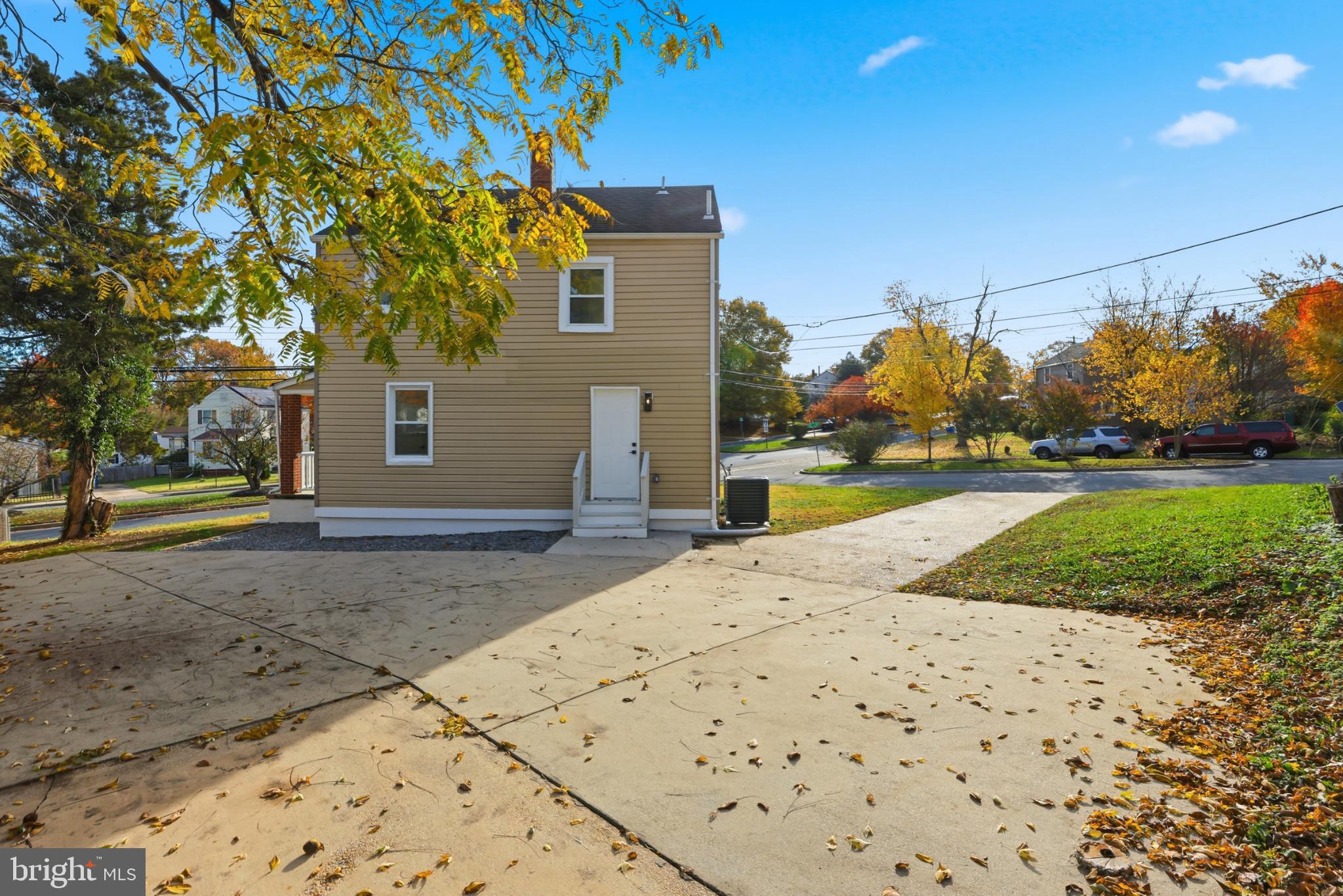 LANDOVER HILLS - Residential