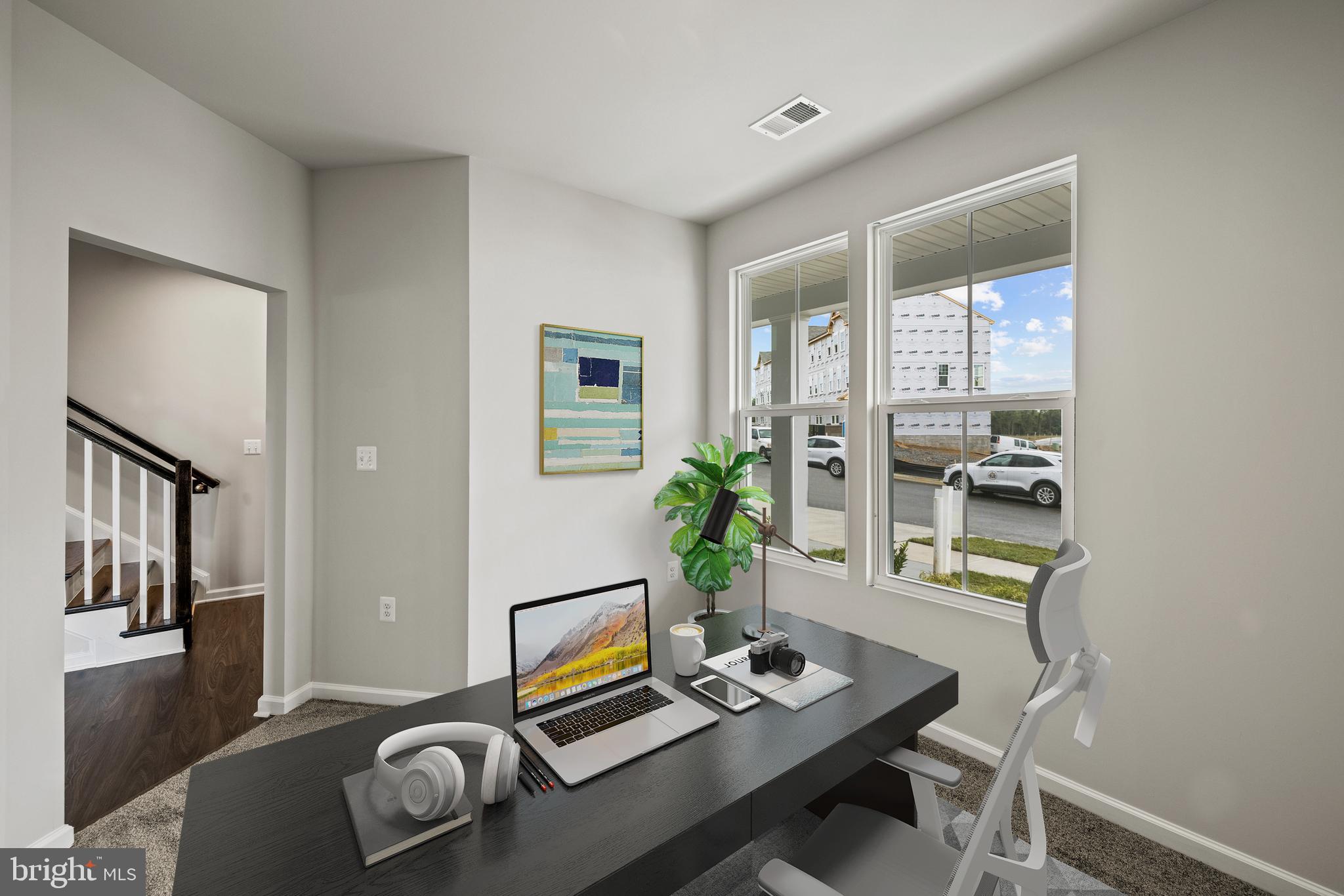 PRESIDENTS POINTE - Residential