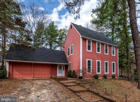 8 BATTERY HILL DRIVE VOORHEES NJ 08043