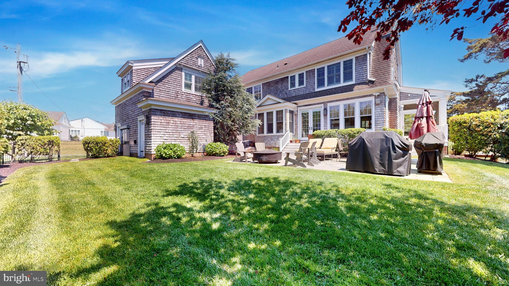 7 DELMAR AVENUE