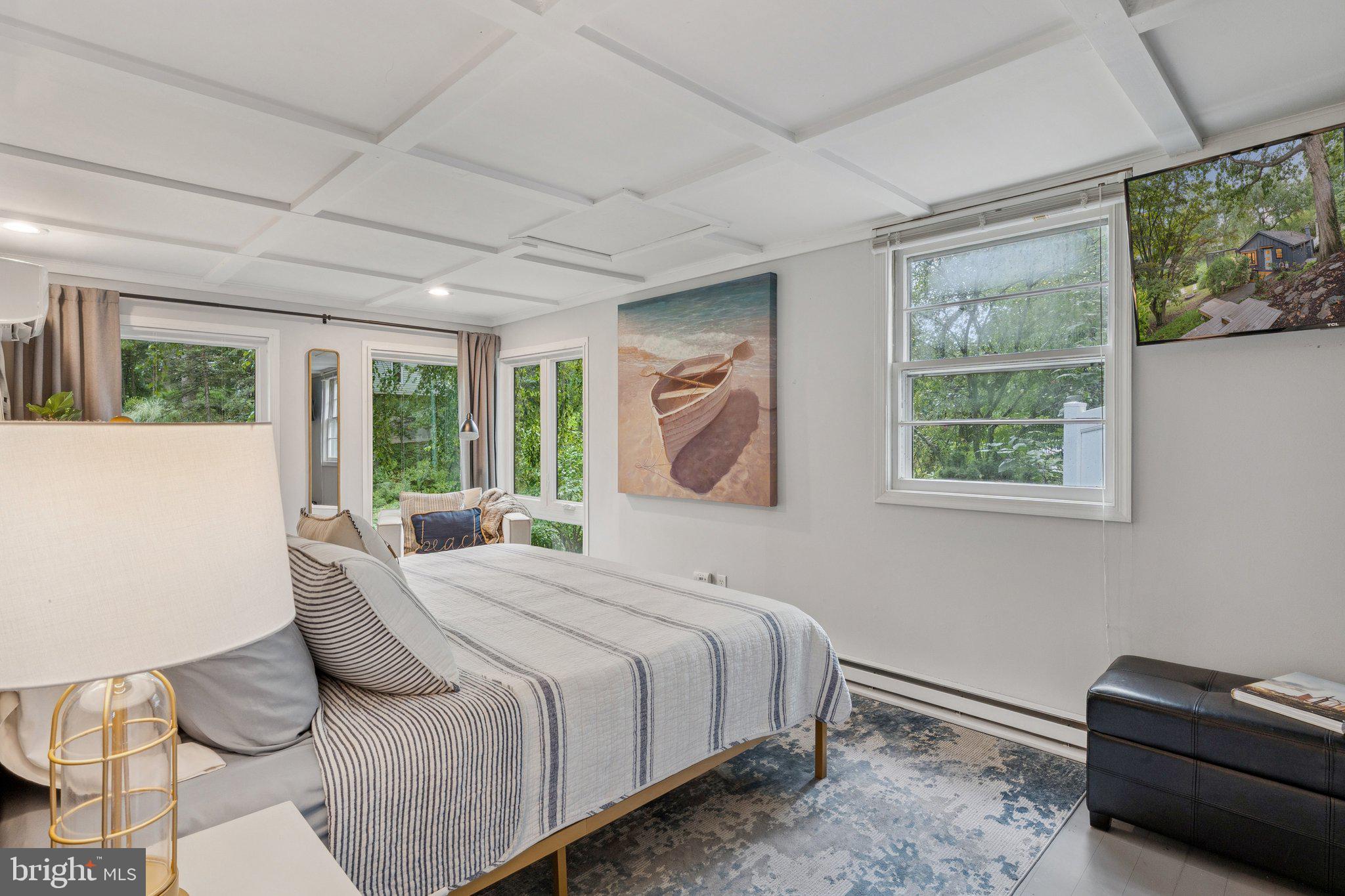 EDGEWATER BEACH - Residential