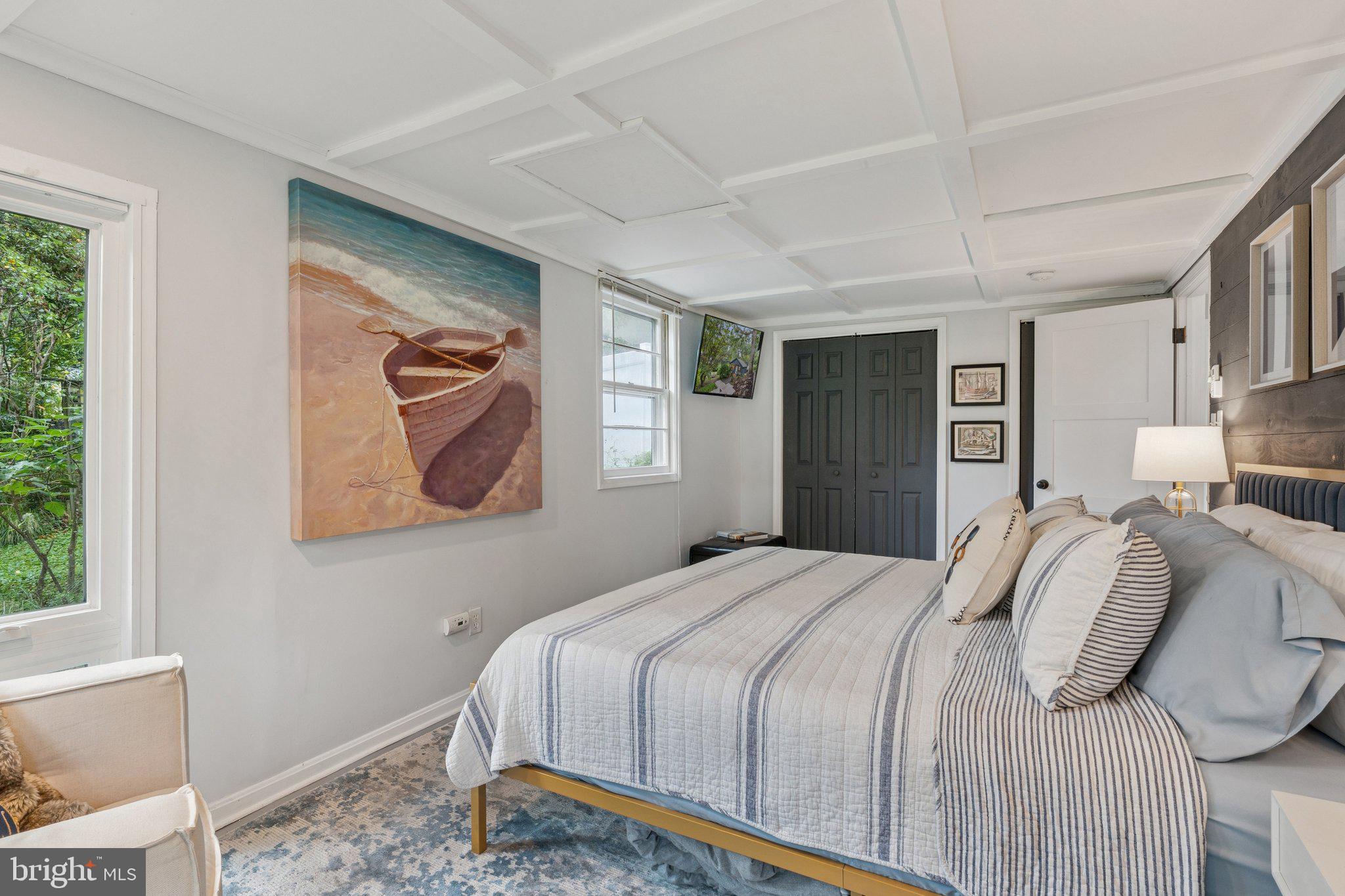 EDGEWATER BEACH - Residential