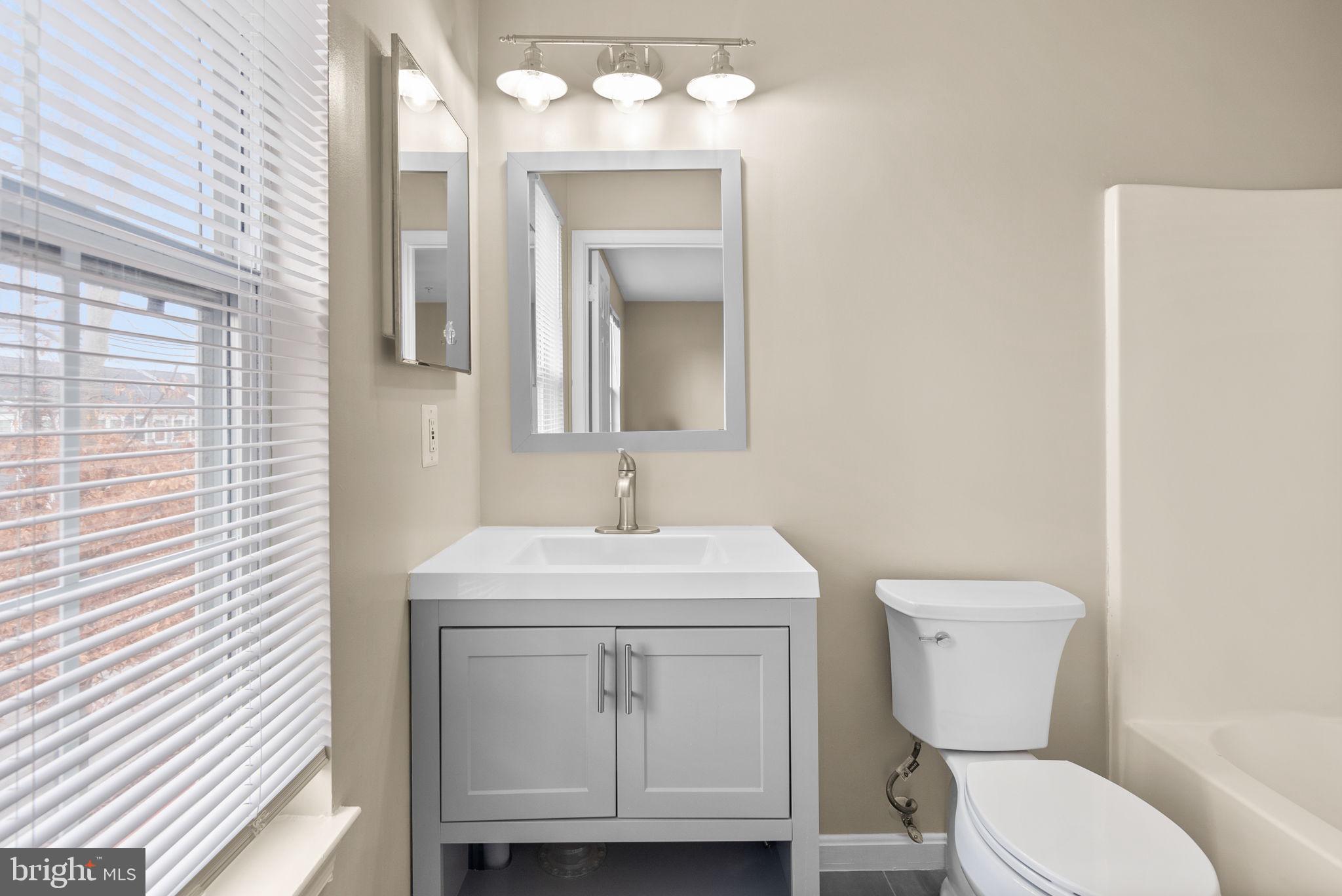 BEECHWOOD HILL - Residential