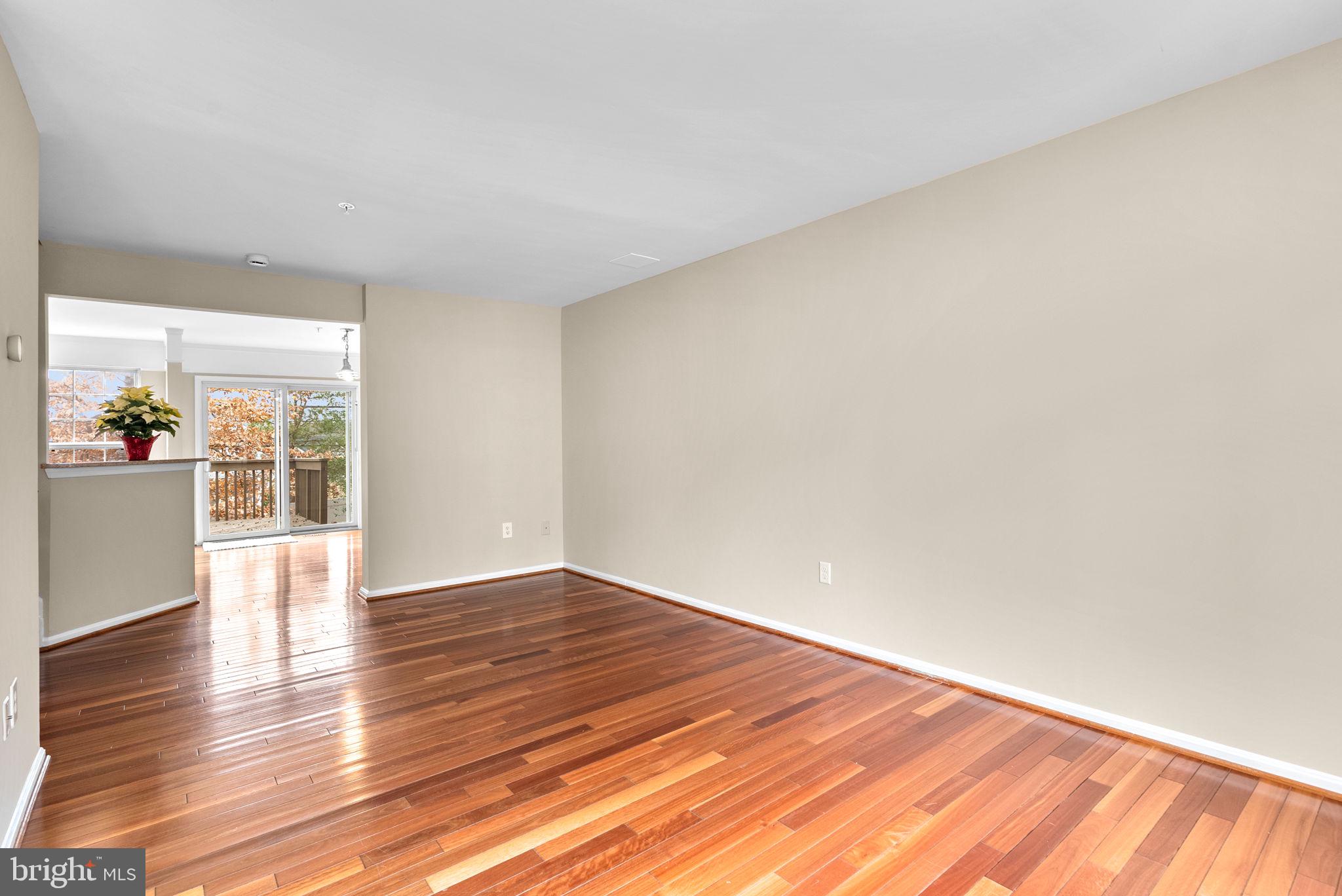 BEECHWOOD HILL - Residential