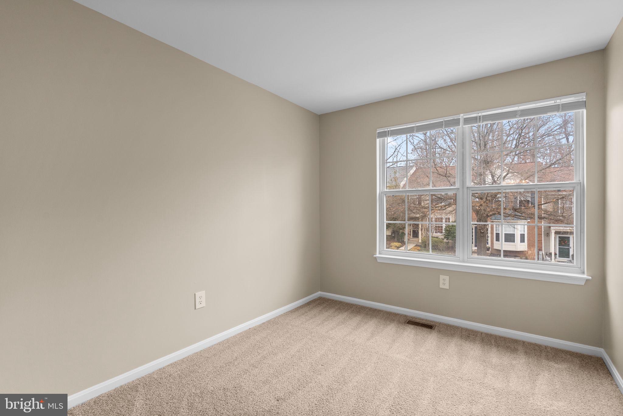 BEECHWOOD HILL - Residential