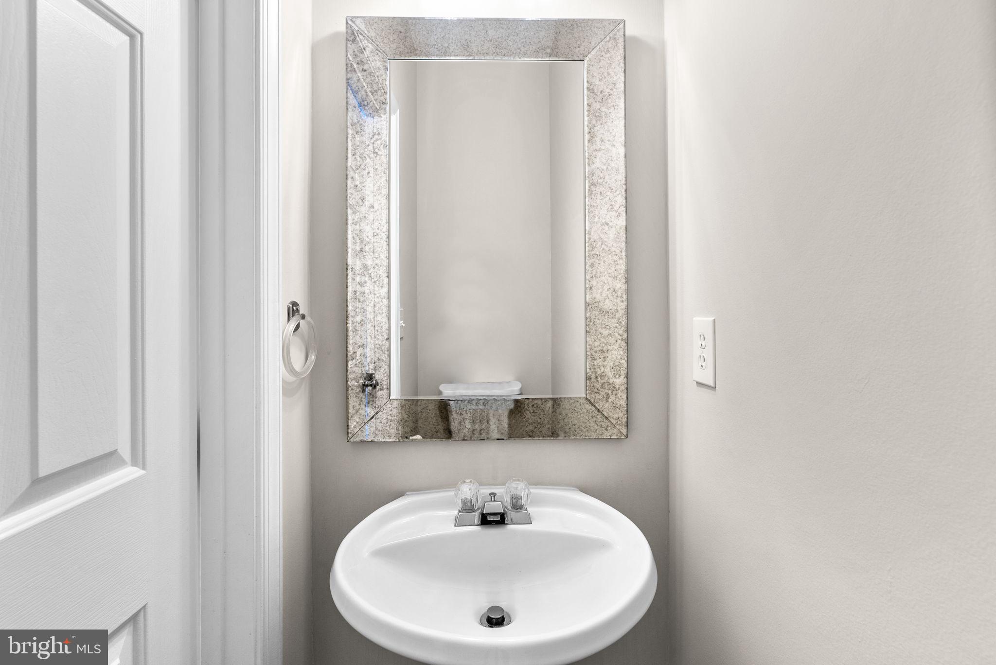 BEECHWOOD HILL - Residential