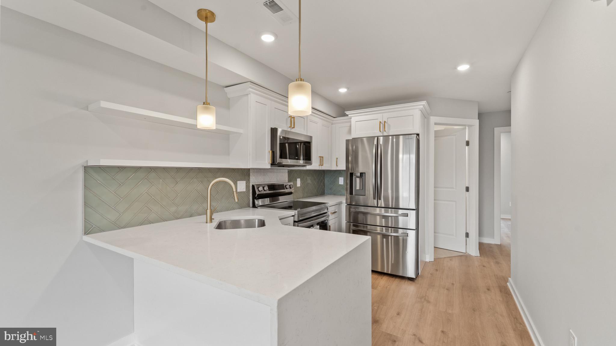 FRANCISVILLE - Residential Lease