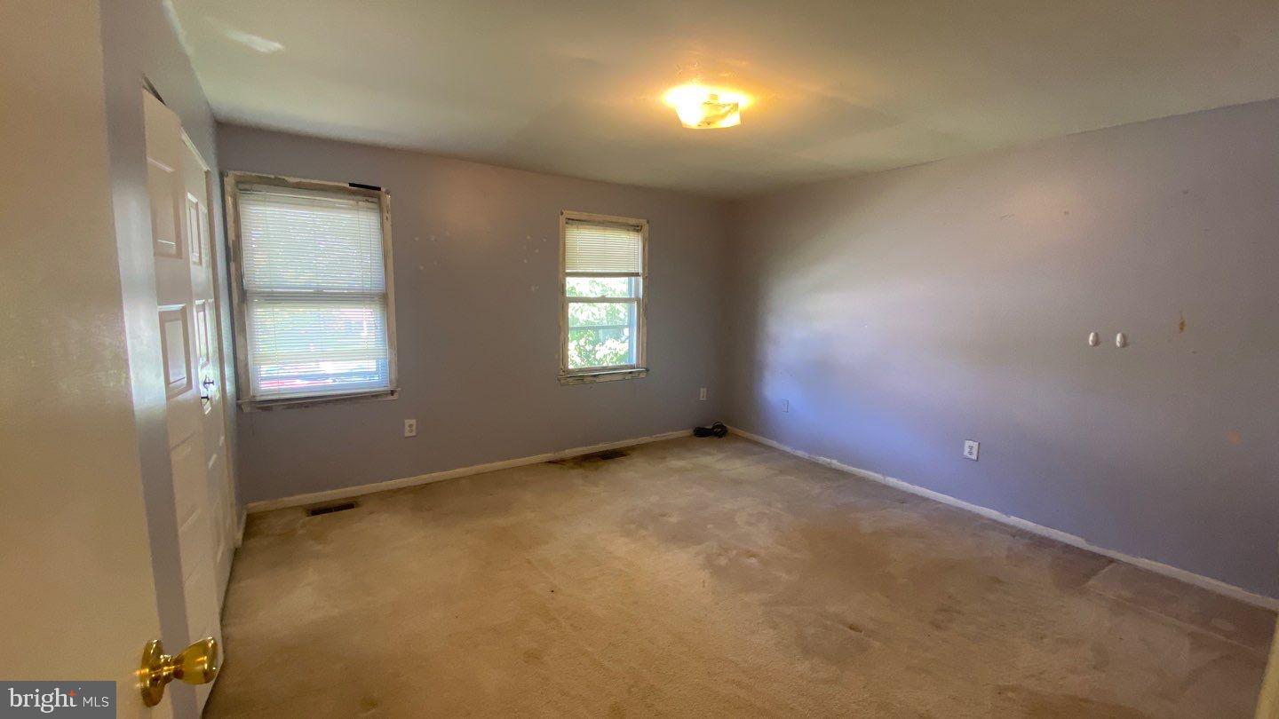 FRIENDLY ACRES - Residential