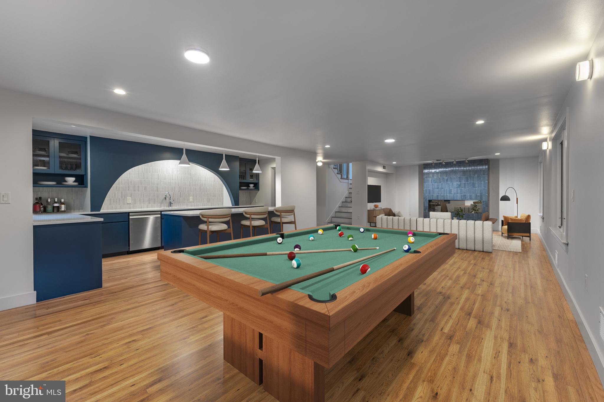 COLLEGE HEIGHTS - Residential