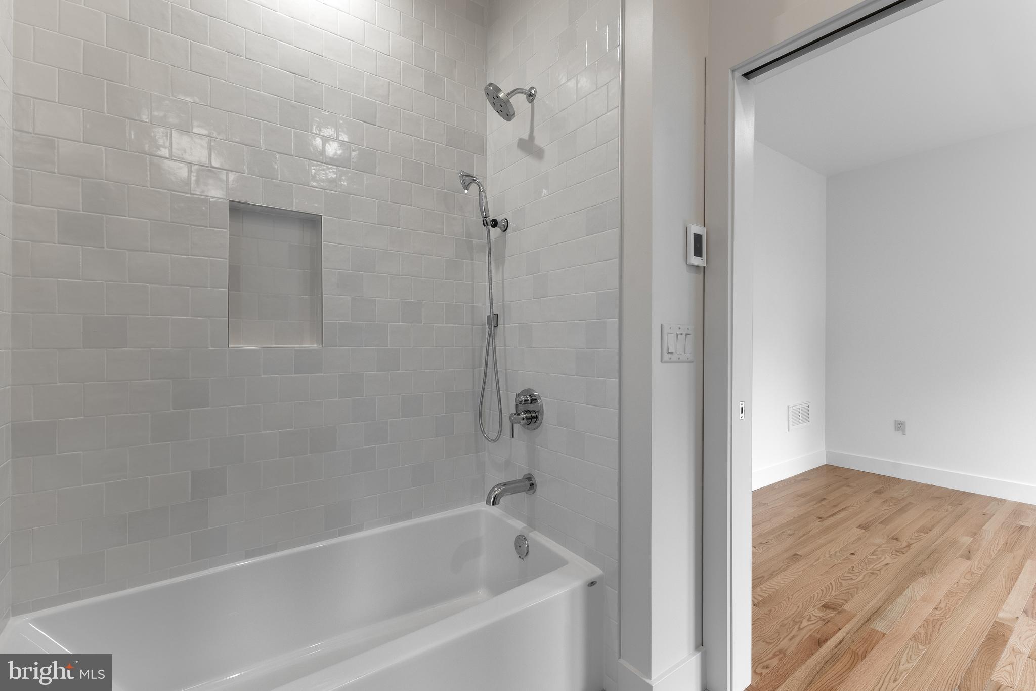 COLLEGE HEIGHTS - Residential