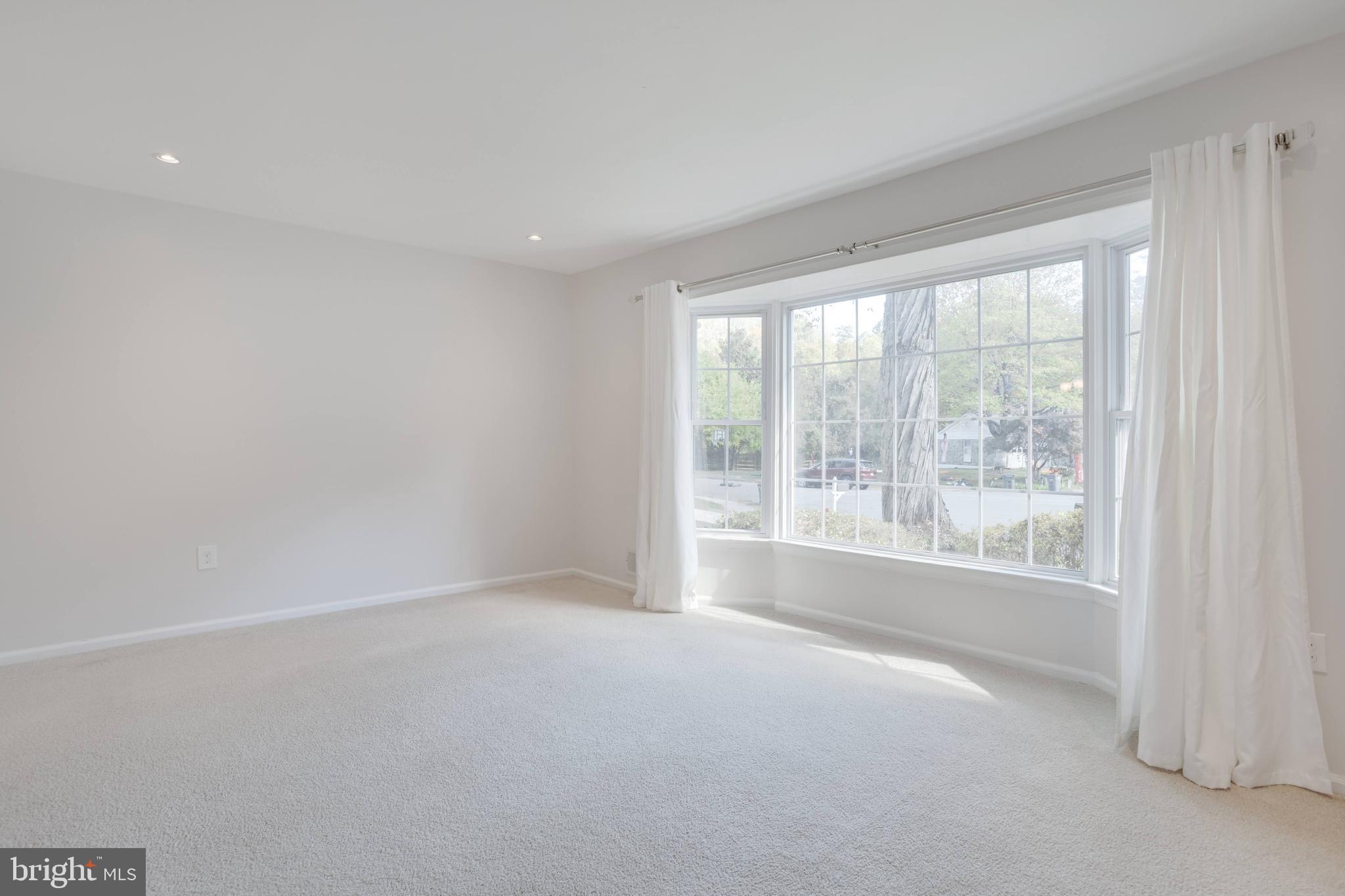 MANTUA - Residential Lease