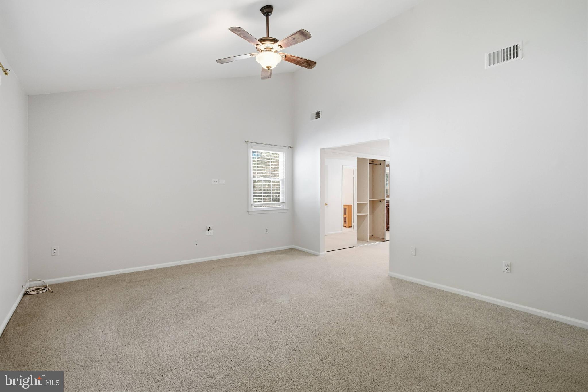 MANTUA - Residential Lease