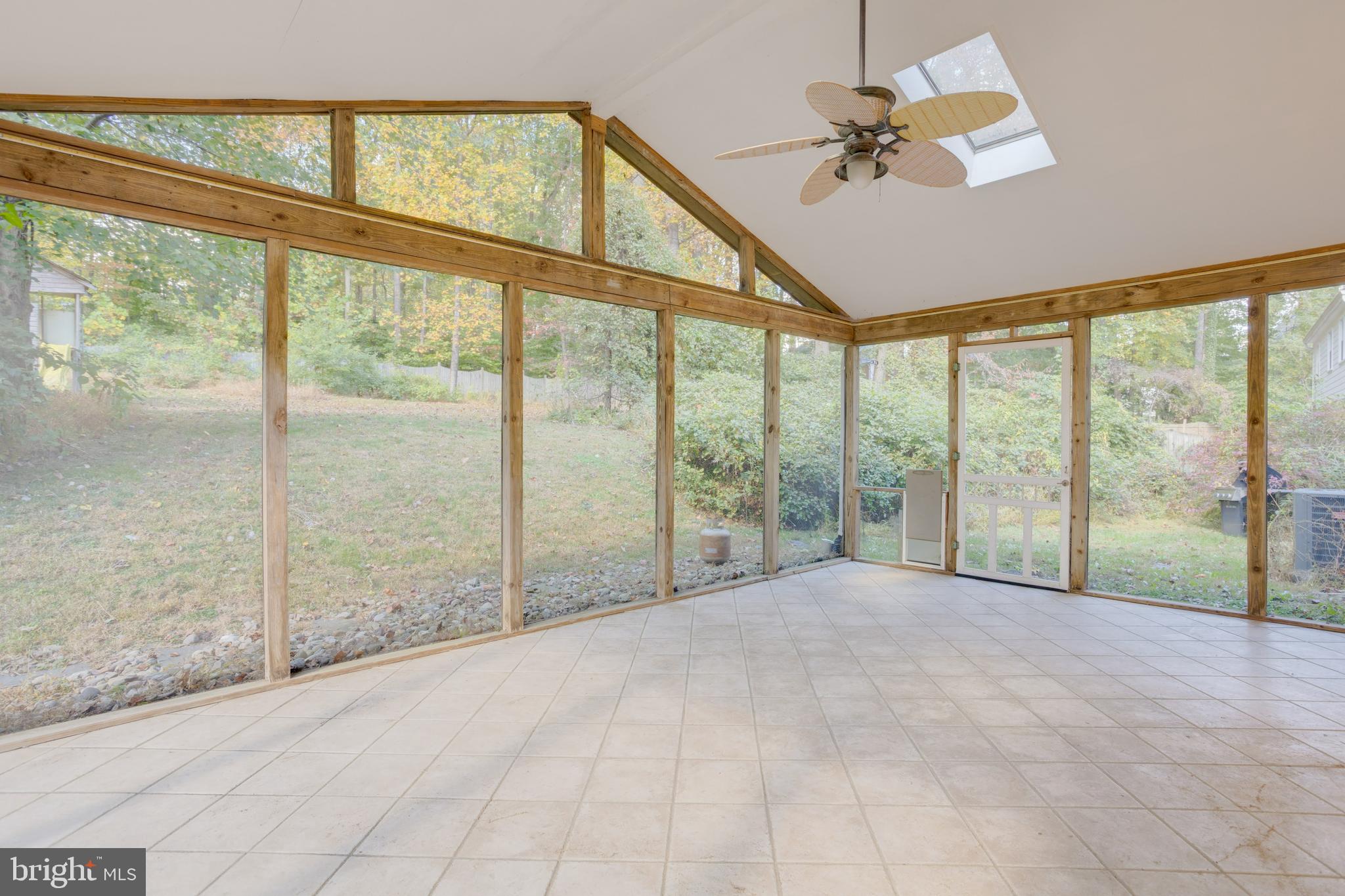 MANTUA - Residential Lease