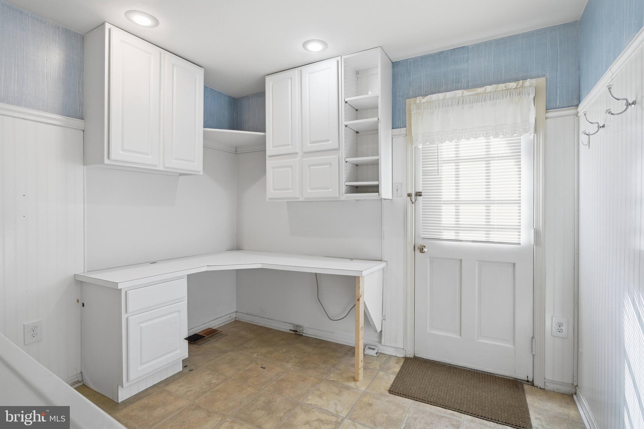 MANTUA - Residential Lease