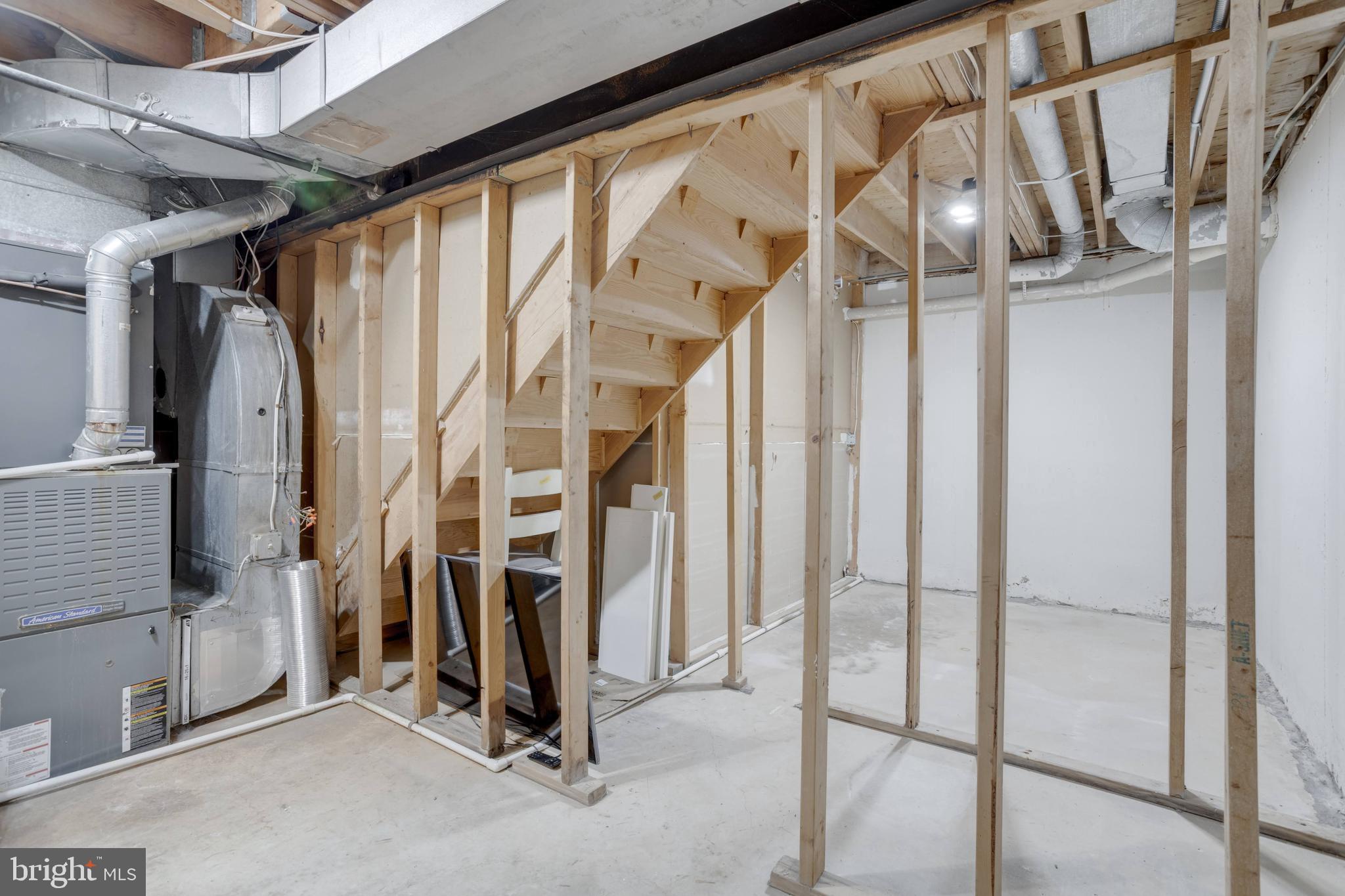 MANTUA - Residential Lease