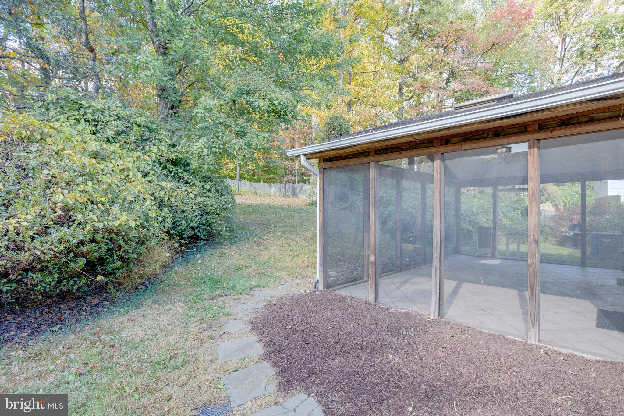 MANTUA - Residential Lease